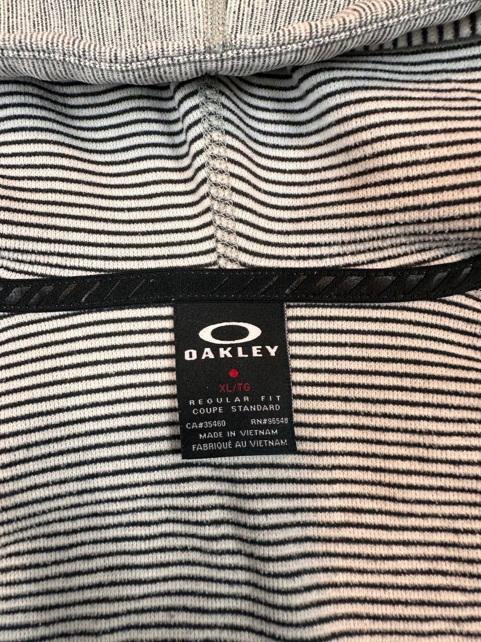 Oakley Vintage Y2K Oakley Full Zip Performance Hoodie Grey Black Size US XL / EU 56 / 4 - 5 Thumbnail
