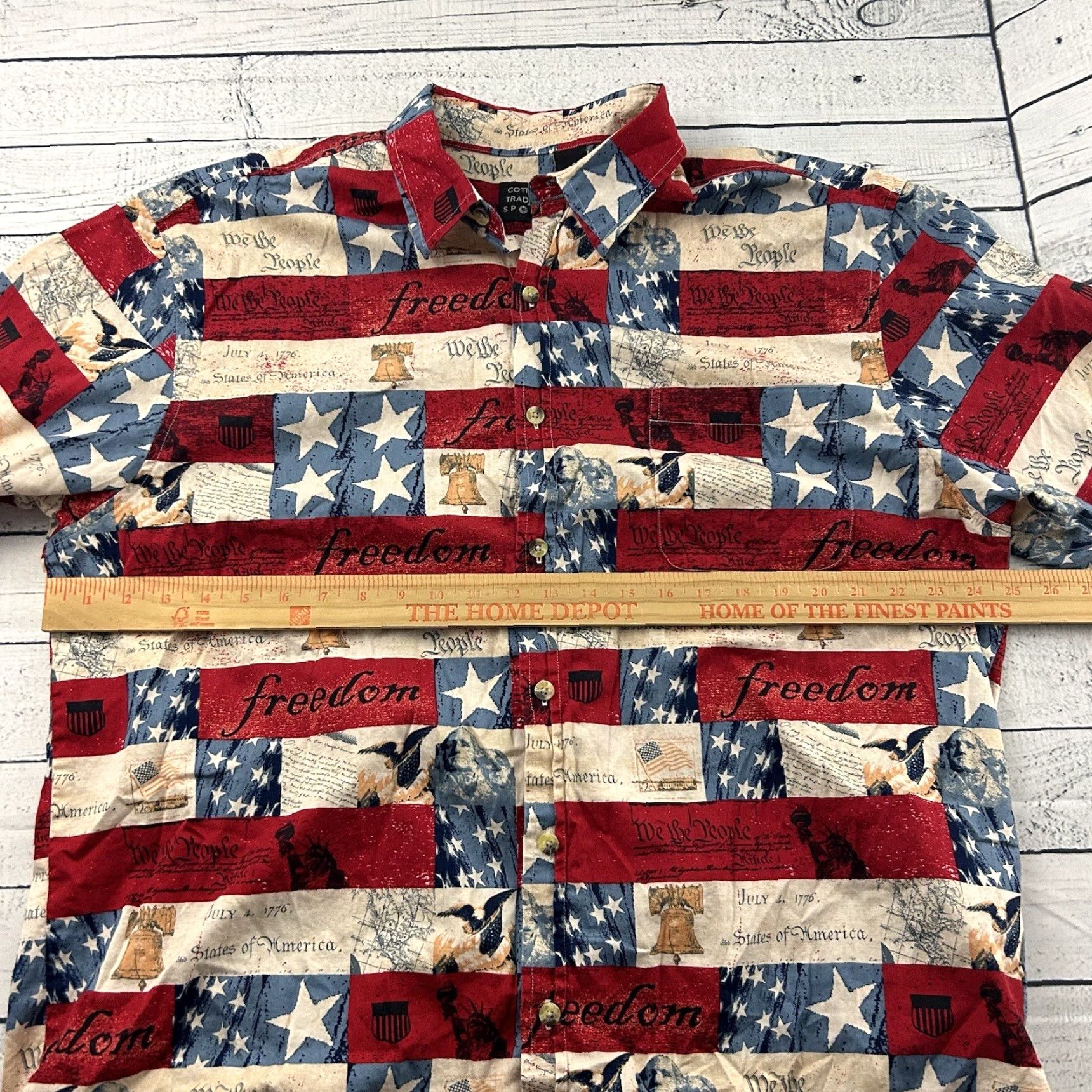 Cotton Traders Cotton Traders Shirt Short Sleeve Button-Up USA Red XL Mens Size US XL / EU 56 / 4 - 4 Thumbnail