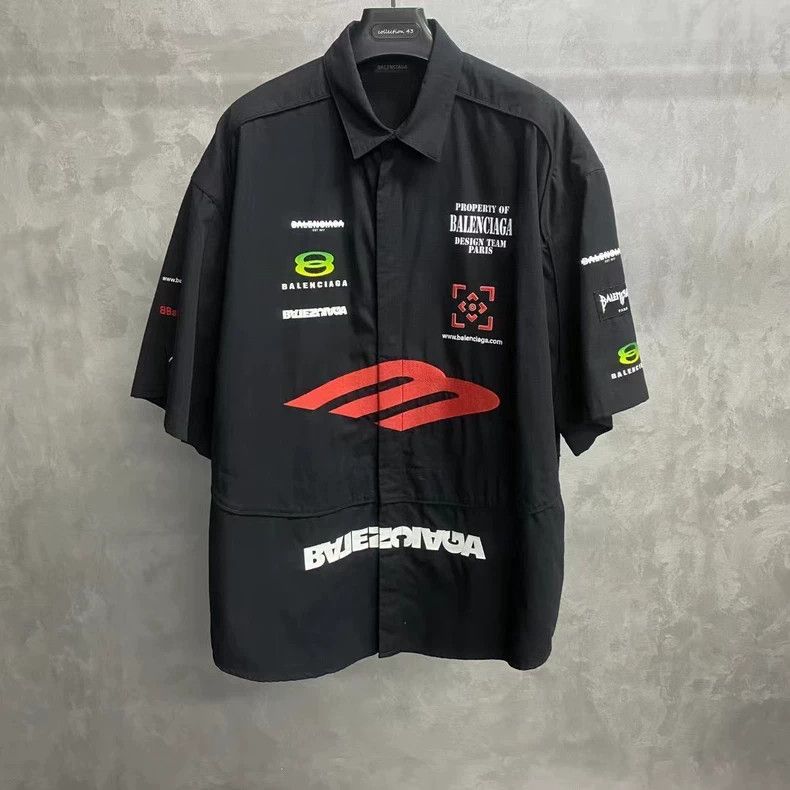 Balenciaga Balenciaga size 39 Short sleeve shirt with black artistic Size US XS / EU 42 / 0 - 1 Thumbnail