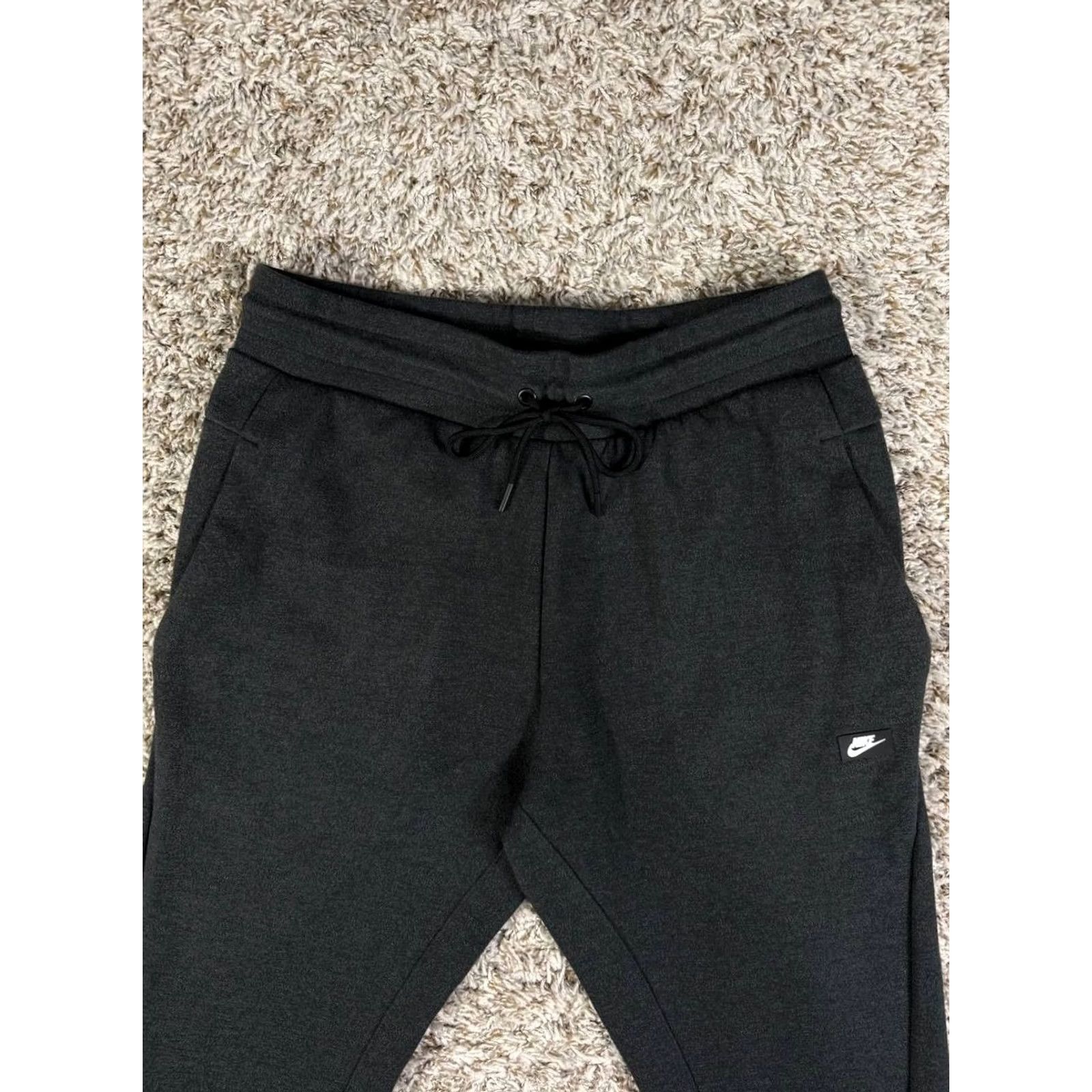 Nike NIKE Joggers Men M Black Fleece Tapered Drawstring Activewear Streetwear 928493-010 Size US 31 - 2 Thumbnail