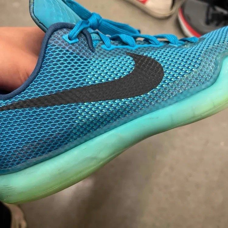 Nike Nike Kobe 10 GS 5AM Flight 726067403 Gs size 7Y/ 8.5 women Size US 8.5 / IT 38.5 - 7 Thumbnail