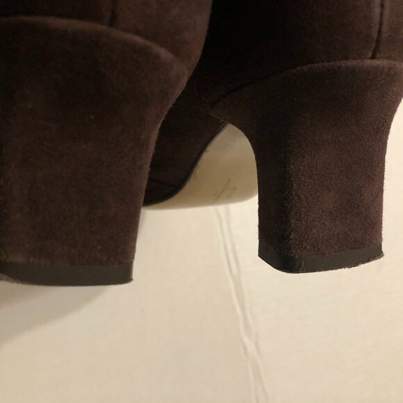 Salvatore Ferragamo women's leather suede pump size: 8.5 2AA