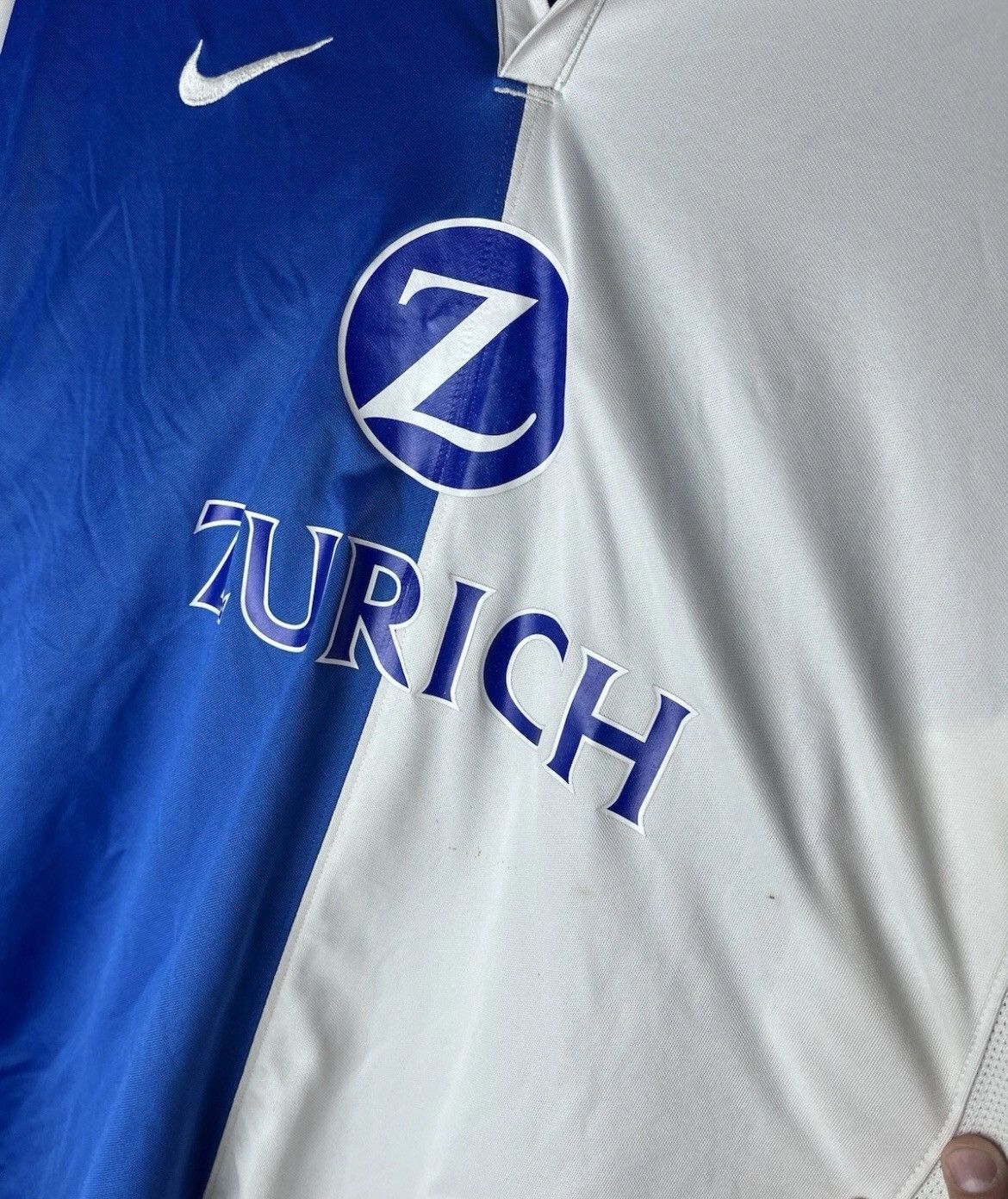 Nike MENS Vintage soccer jerseys Zurich Nike size L Size US L / EU 52-54 / 3 - 8 Thumbnail