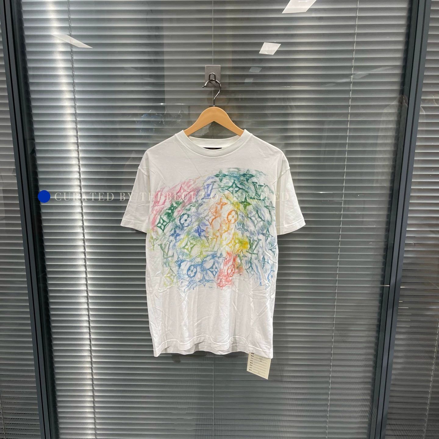 Louis Vuitton LV Crayon Graffiti Casual Tee in Multi Size US S / EU 44-46 / 1 - 1 Thumbnail