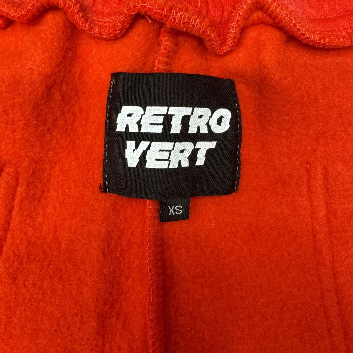 RETROVERT Retrovert Men’s Bold Red Athletic Shorts XS. Rare Streetwear Size US 28 / EU 44 - 8 Thumbnail
