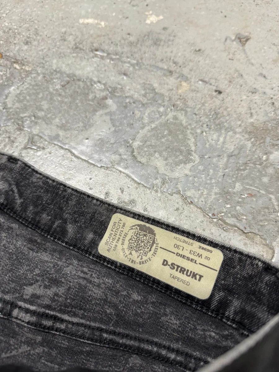 Diesel Diesel Black Bleached Effect Coated Slim Jeans Size US 33 - 12 Thumbnail