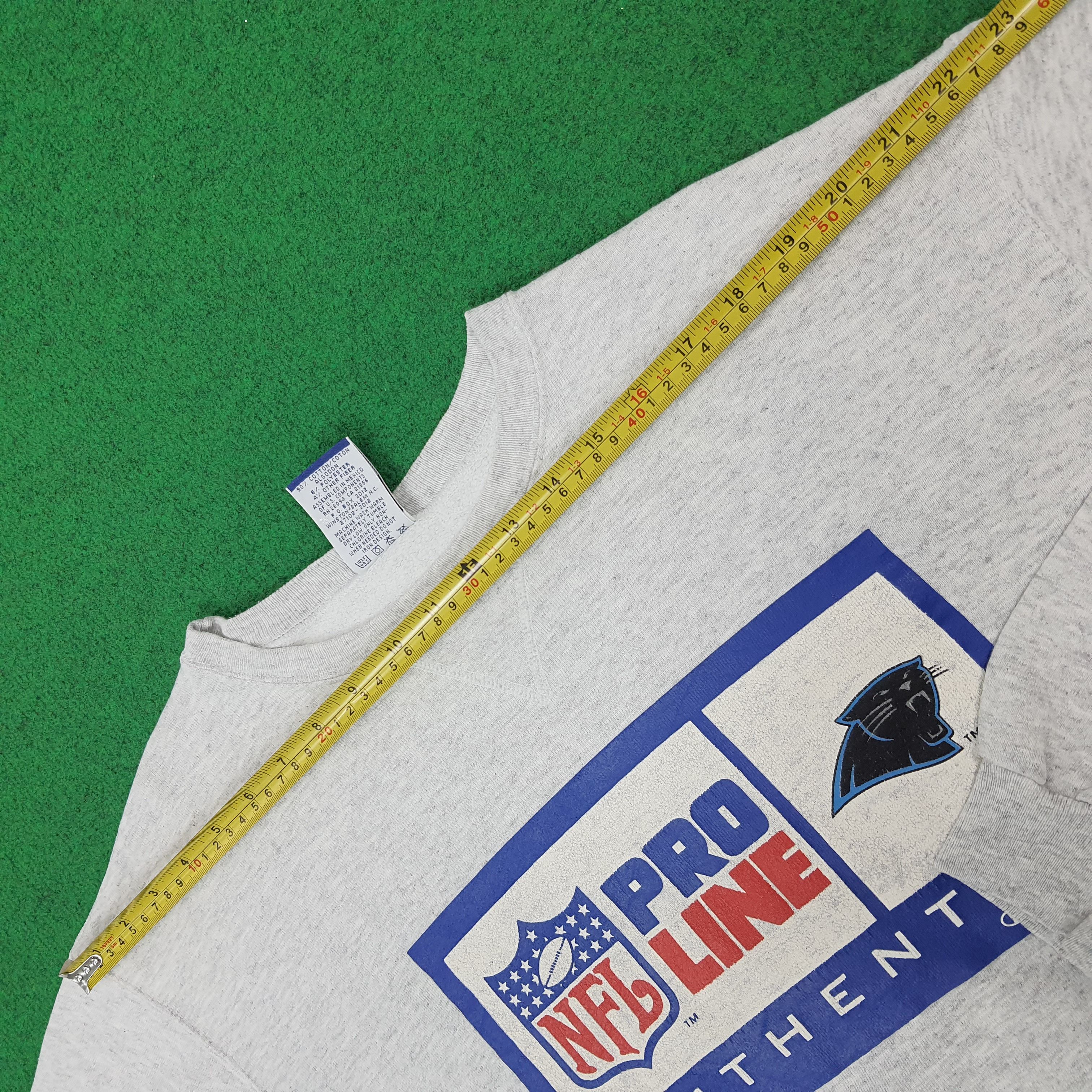 Champion Vintage NFL Pro Line Carolina Panthers Sweatshirt C275N16 Size US XL / EU 56 / 4 - 10 Thumbnail