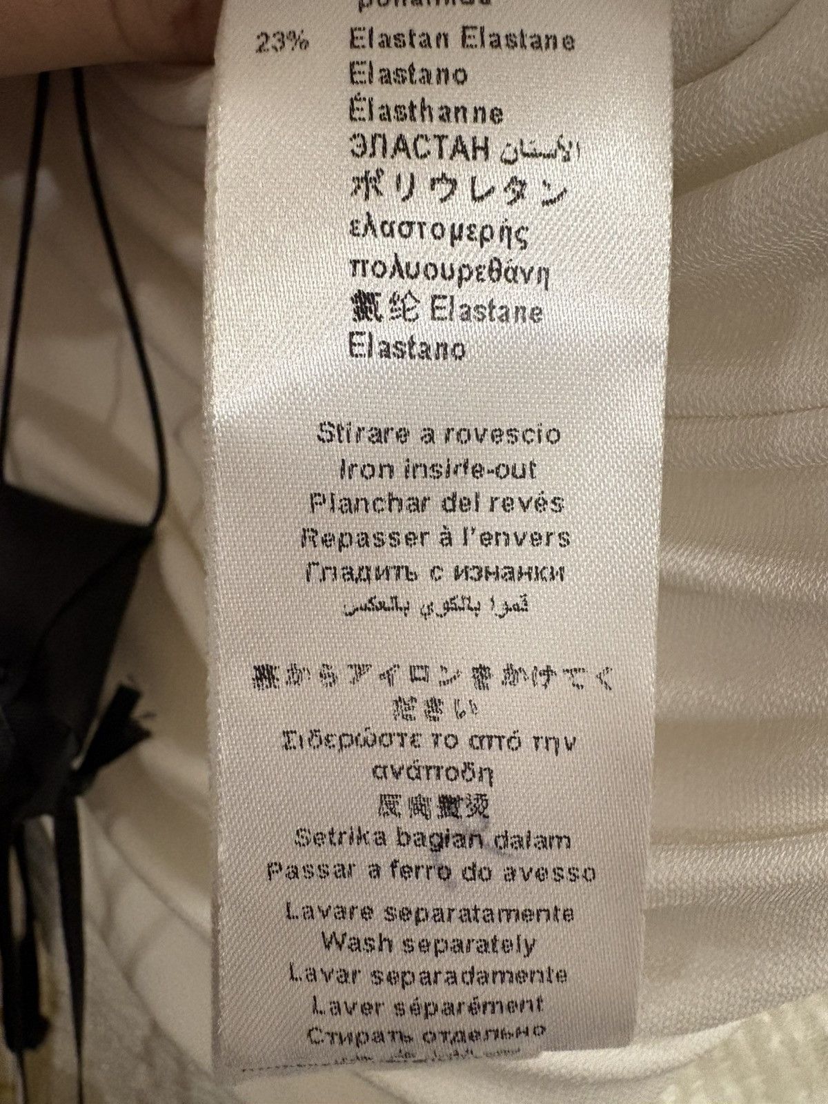 Elisabetta Franchi Long white Elisabetta Franchi gown - sequins and side slit Size XS / US 0-2 / IT 36-38 - 13 Thumbnail