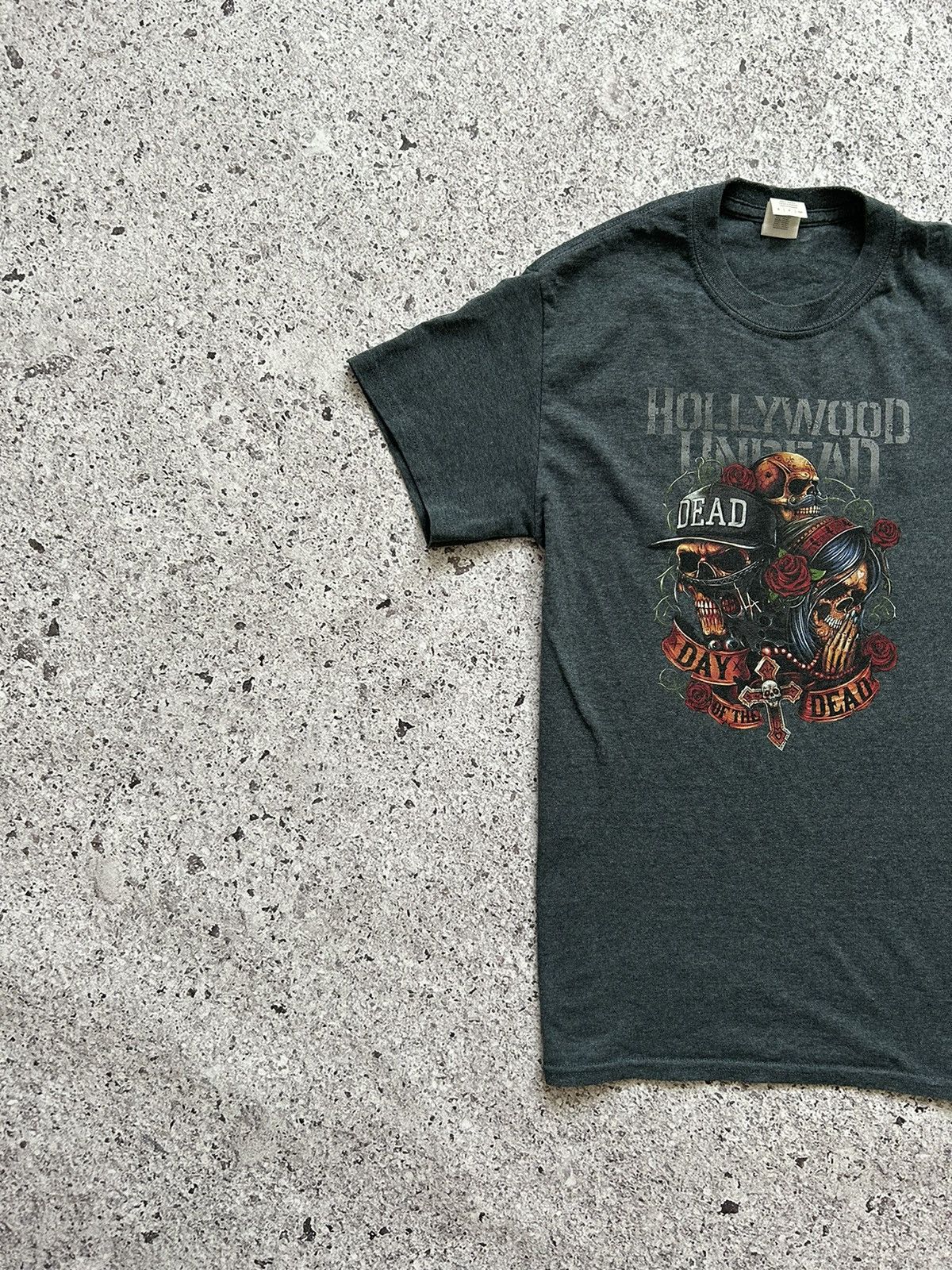 Band Tees × Vintage Vintage Hollywood Undead Day Of The Dead 2015 Rock T-Shirt Size US S / EU 44-46 / 1 - 3 Thumbnail