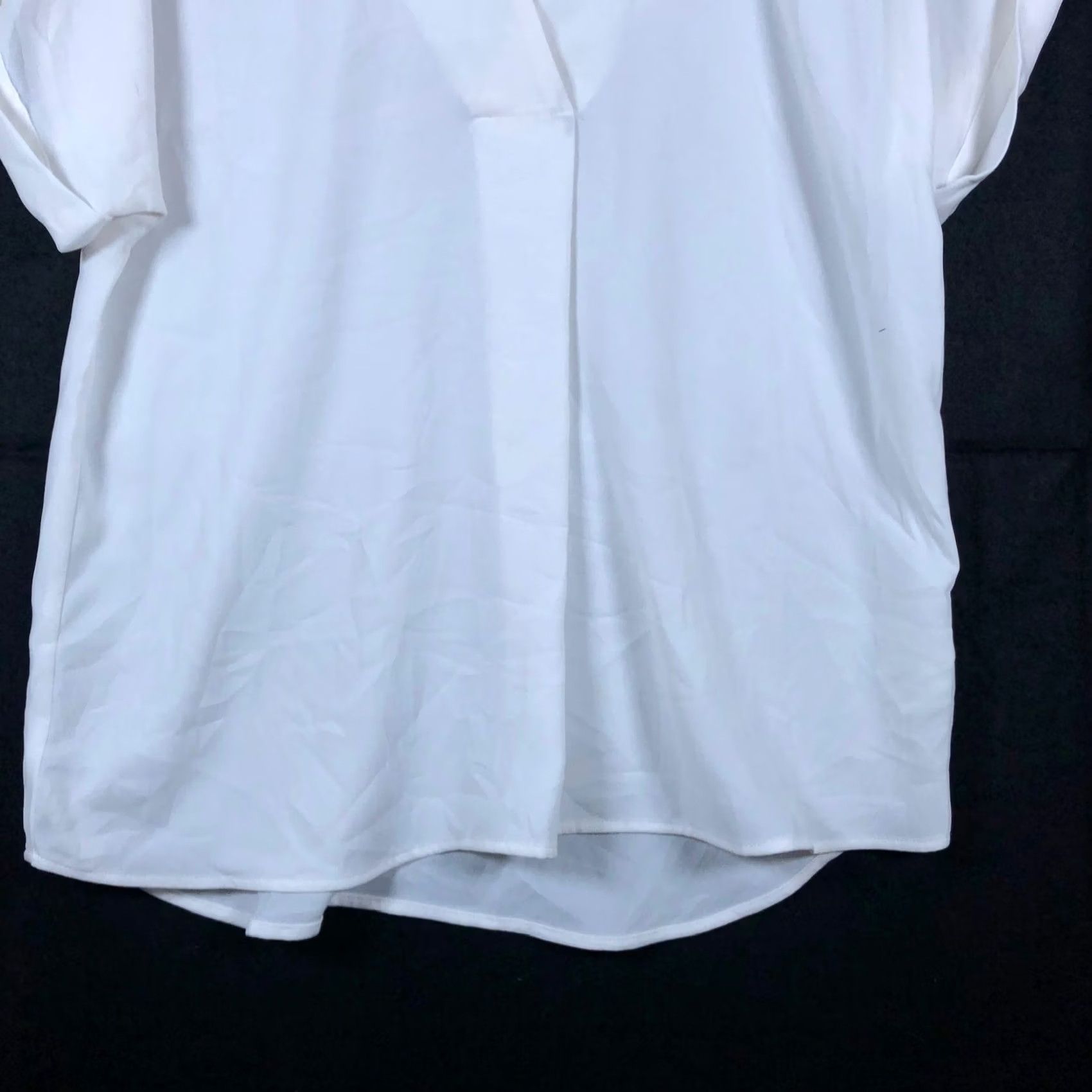 Vintage CAbi Blouse White Collared V Neck Short Sleeve Sheer XSmall Womens Shirt Knit? Size XS / US 0-2 / IT 36-38 - 3 Thumbnail