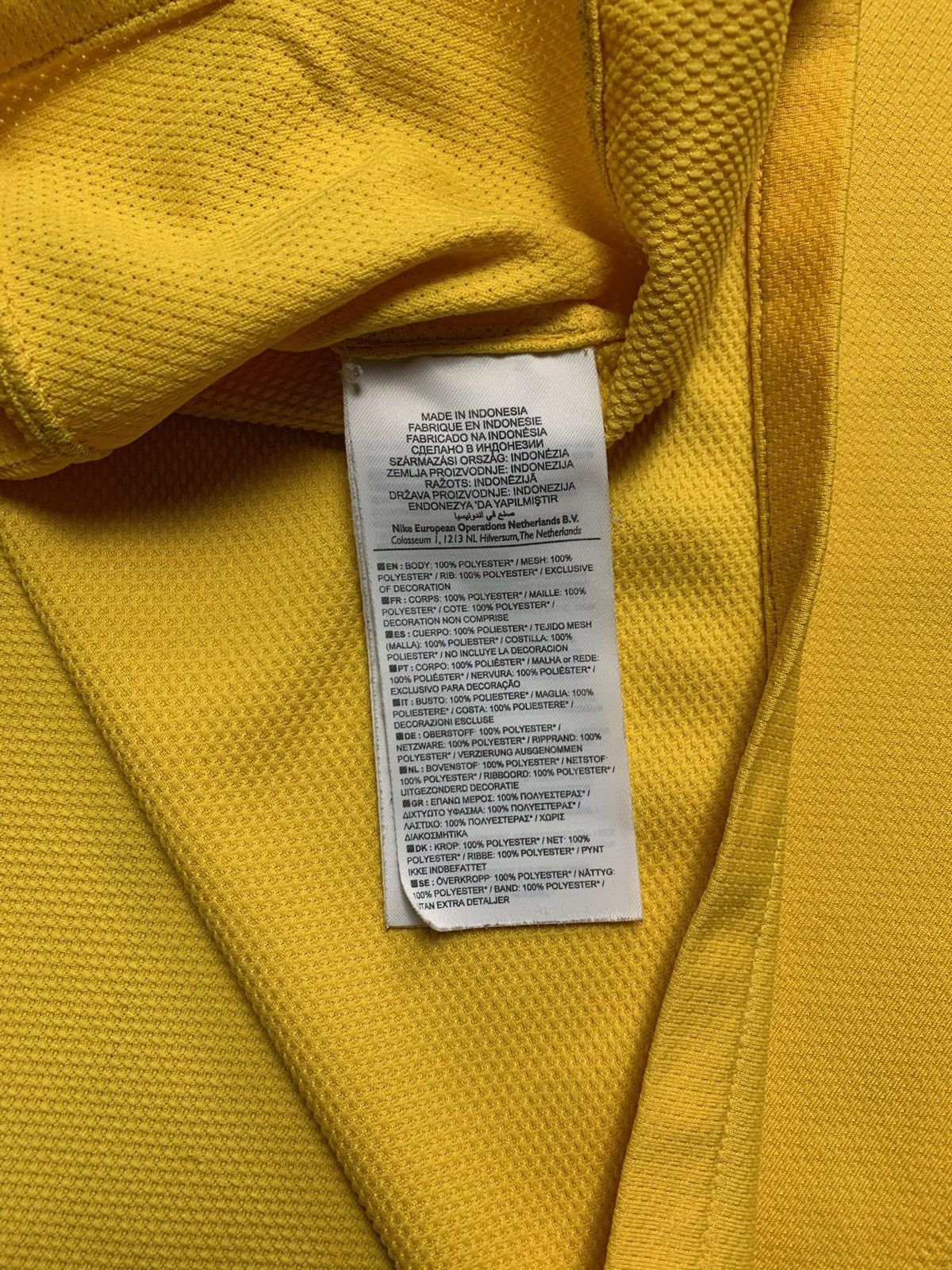 Nike × Vintage Vintage Nike Brasil soccer jersey size S Brazil yellow Size US S / EU 44-46 / 1 - 6 Thumbnail