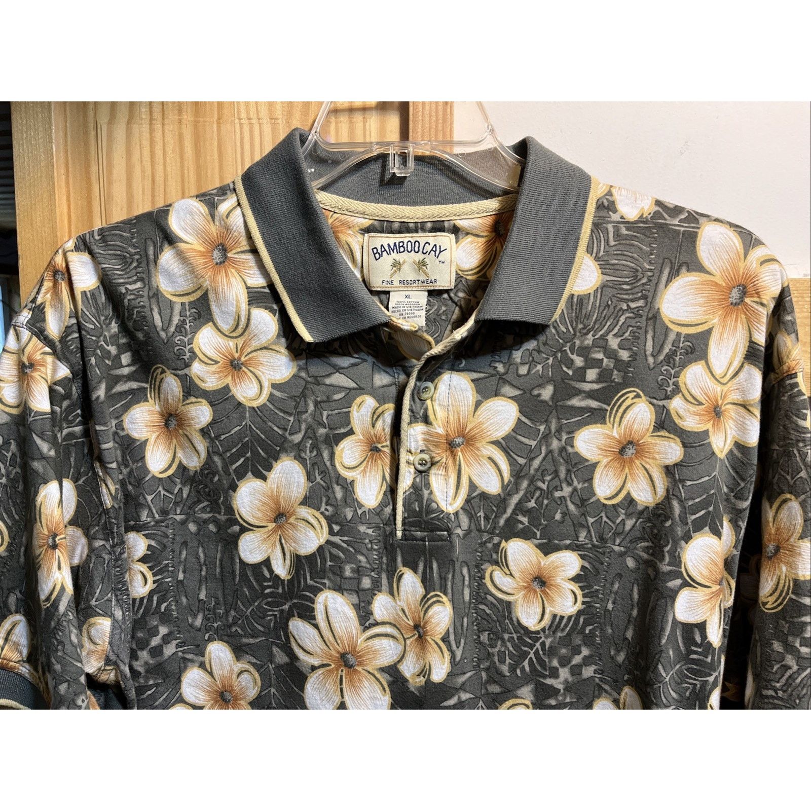 Other Bamboo Cay Polo Shirt Men’s XL Gray Floral Hawaiian SS VTG Size US XL / EU 56 / 4 - 4 Thumbnail