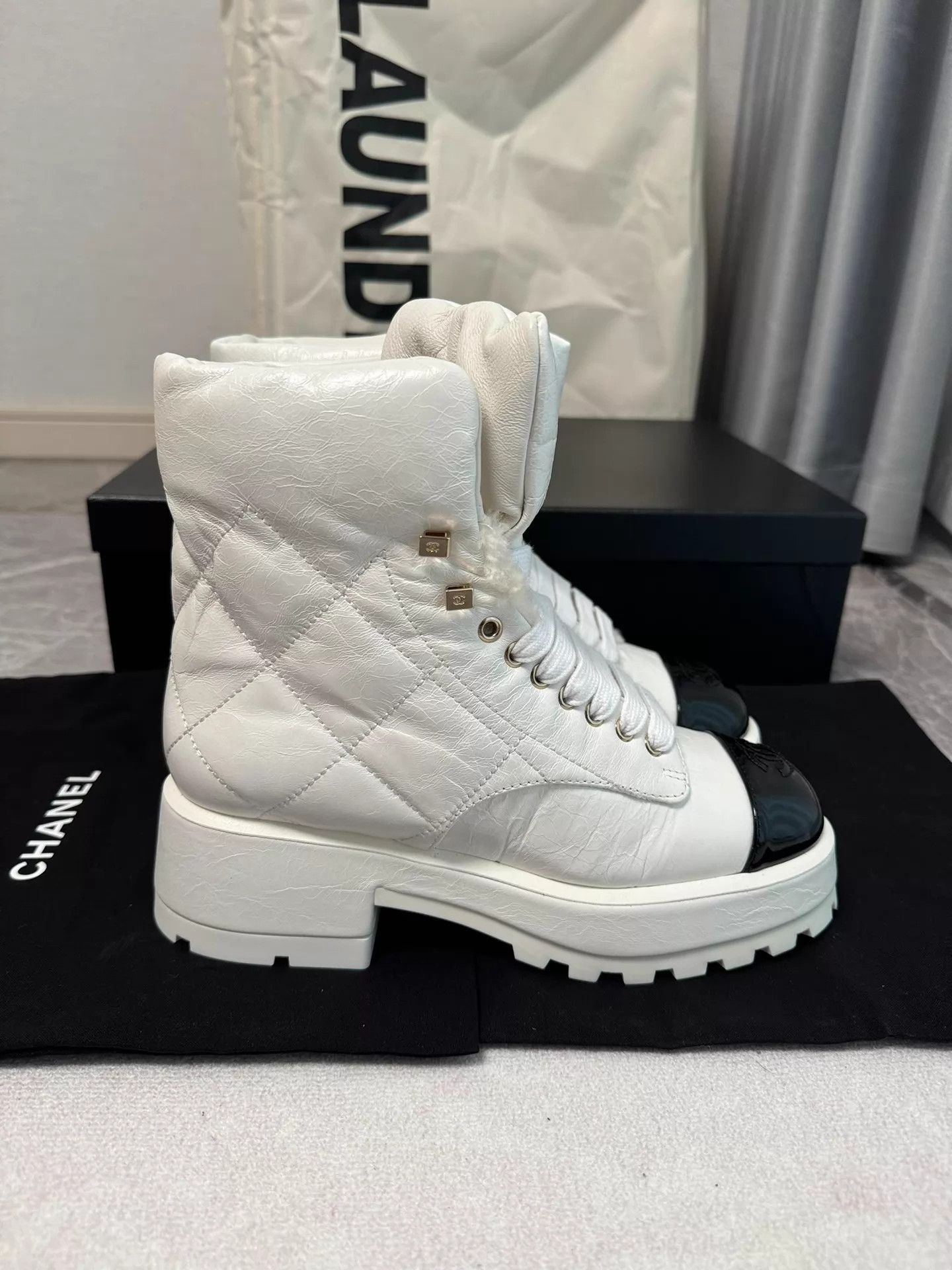 Chanel Chanel Black & White Thick-Soled Martin Boots 37.5 Size US 7 / IT 37 - 3 Thumbnail