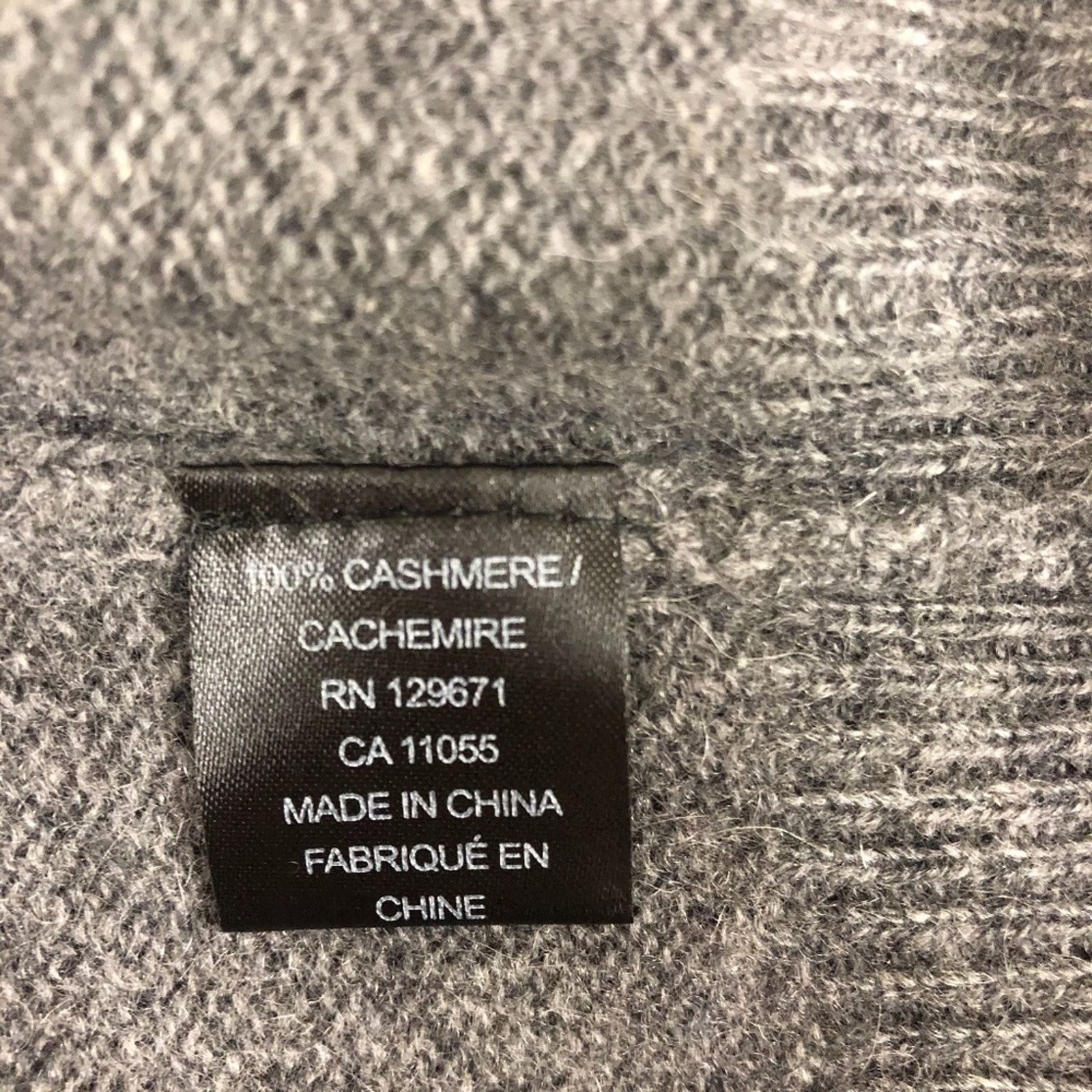 360Cashmere Skull Graphic 100% Cashmere Turtleneck Sweater -360 Cashmere Size XS / US 0-2 / IT 36-38 - 6 Thumbnail