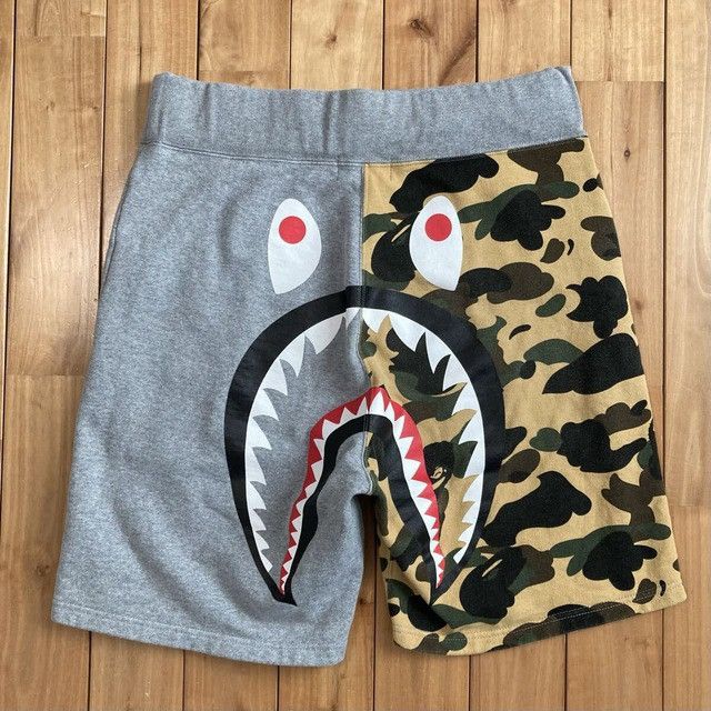 Bape BAPE CAMO Back Shark Sweat Shorts a bathing ape ★size L Size US 34 / EU 50 - 1 Thumbnail