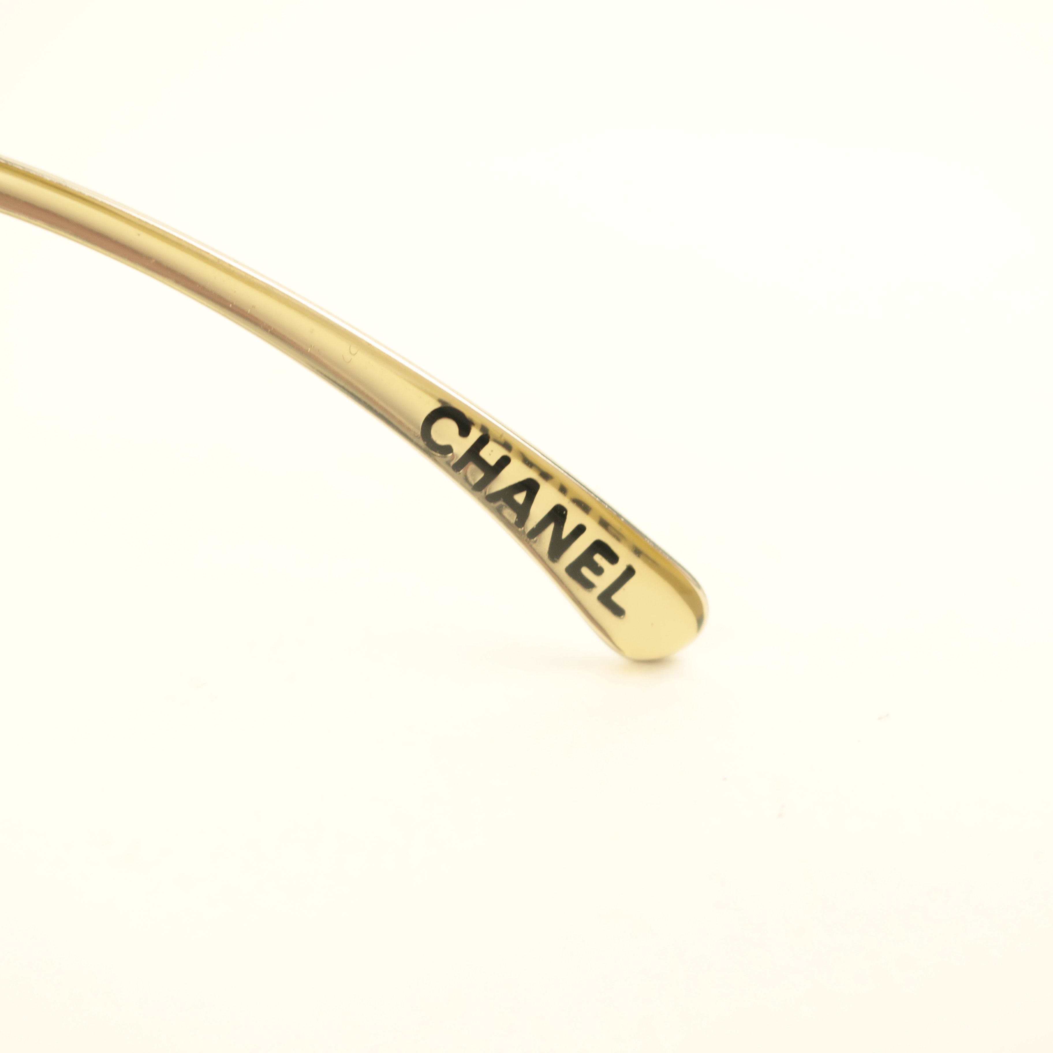 Chanel Chanel Cat Eye Bow Sunglasses Black Size ONE SIZE - 9 Thumbnail