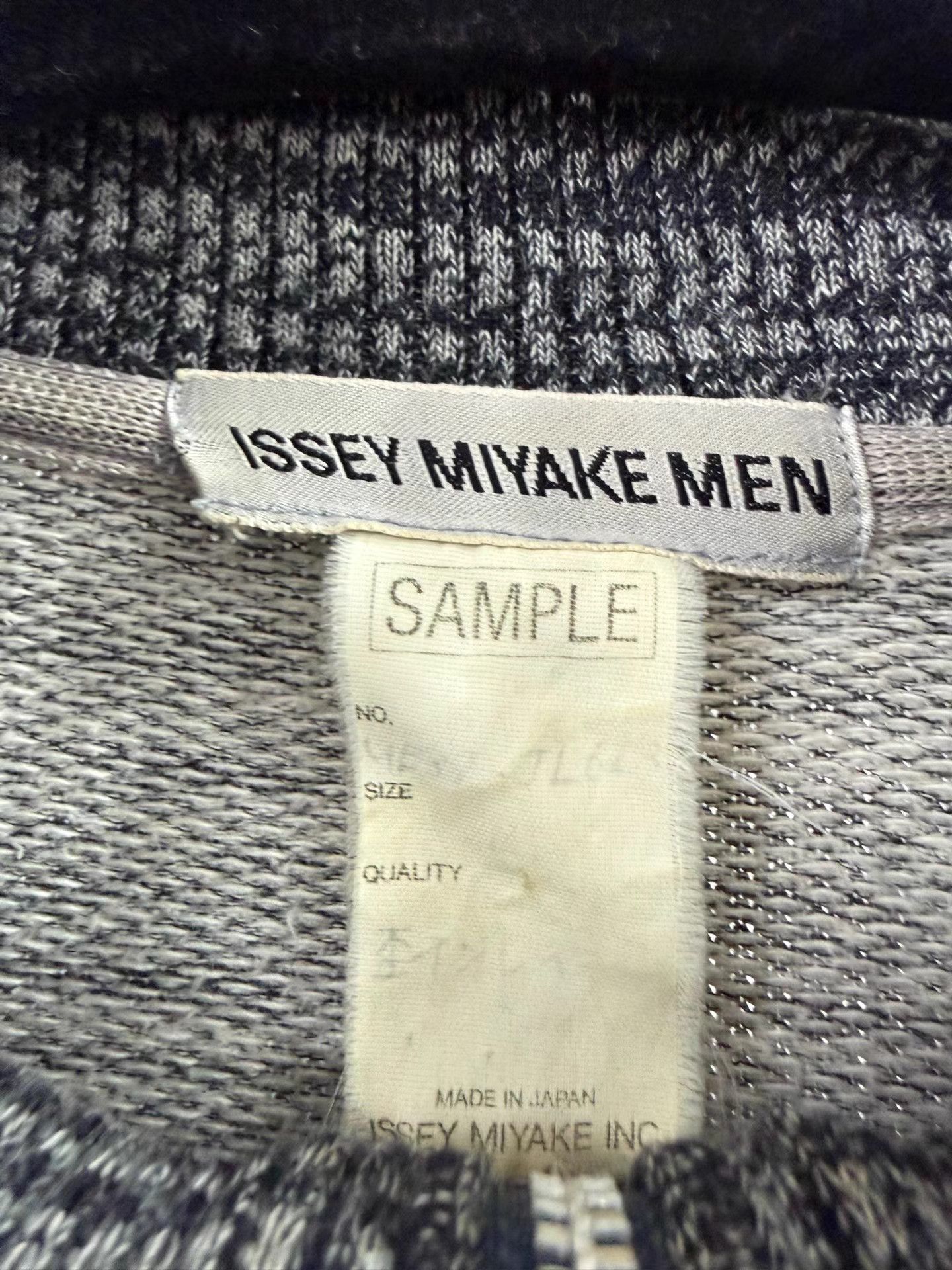 Issey Miyake Issey Miyake Men Half-Zip Sweatshirt K20 Size US L / EU 52-54 / 3 - 5 Thumbnail