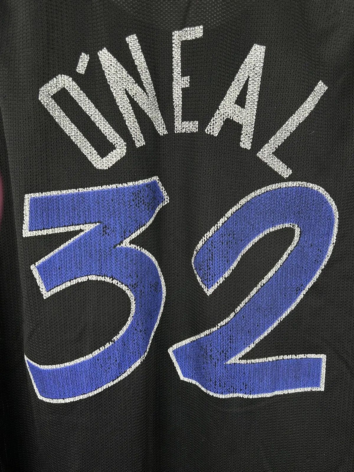 Champion 90s Vintage Orlando Magic #32 Shaquille O'neal NBA Jersey Size US XL / EU 56 / 4 - 7 Thumbnail