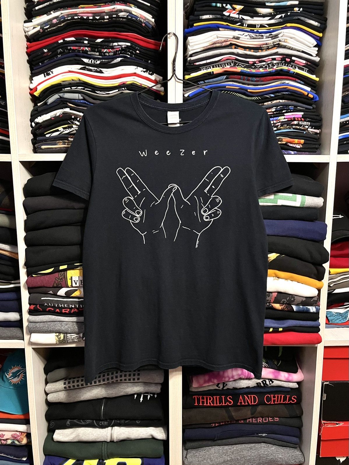 Vintage Weezer Alternative Rock Emo Band Vintage Style 2015 T-Shirt Size US M / EU 48-50 / 2 - 2 Thumbnail