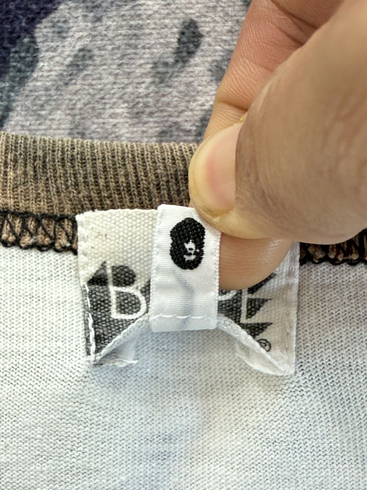 Bape × Kaws Vintage OG 2006 BAPE x KAWS Bendy L/S Shirt Size US S / EU 44-46 / 1 - 7 Thumbnail