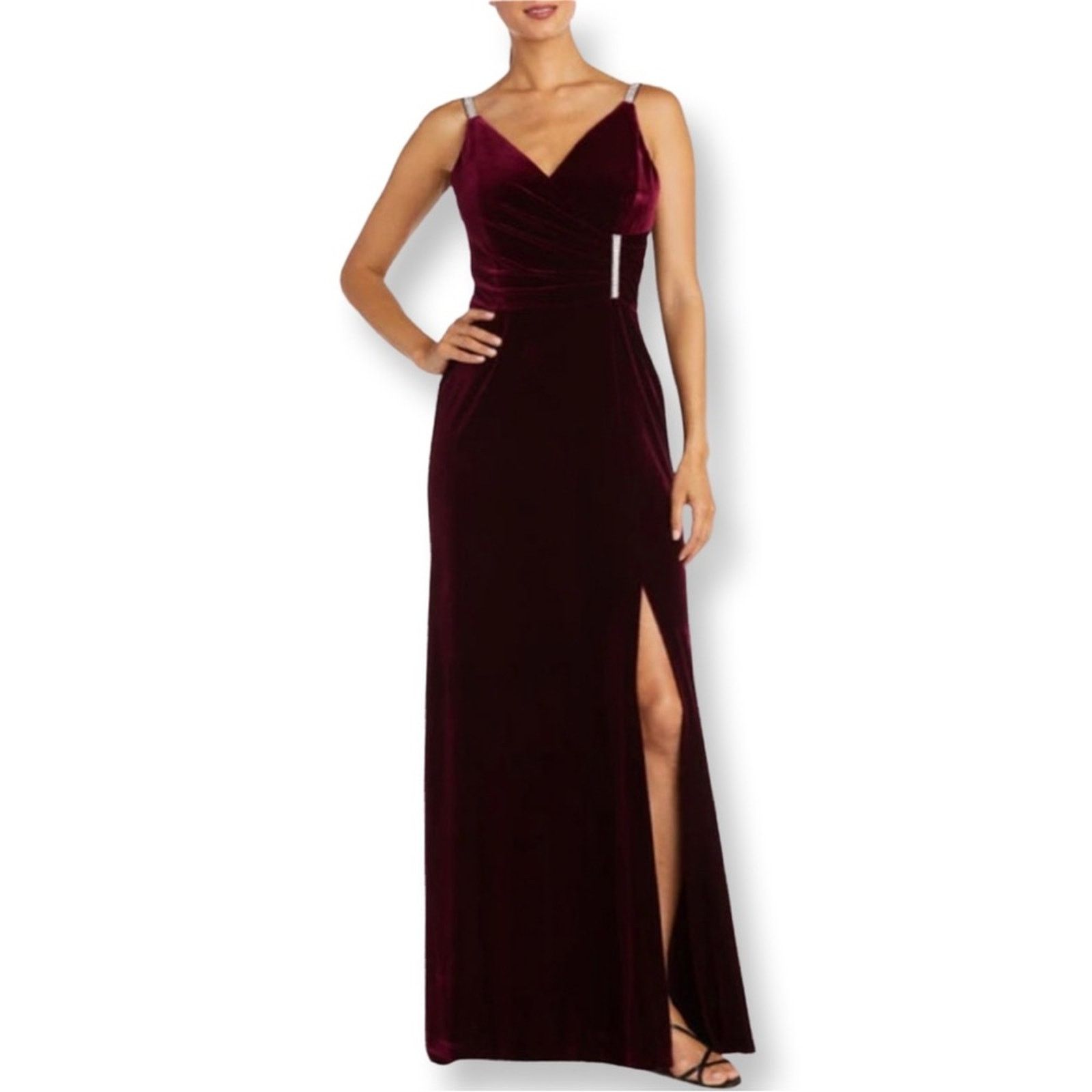 Other New Nightway Stretch Velvet Gown with Crystal Accents Size M / US 6-8 / IT 42-44 - 1 Thumbnail