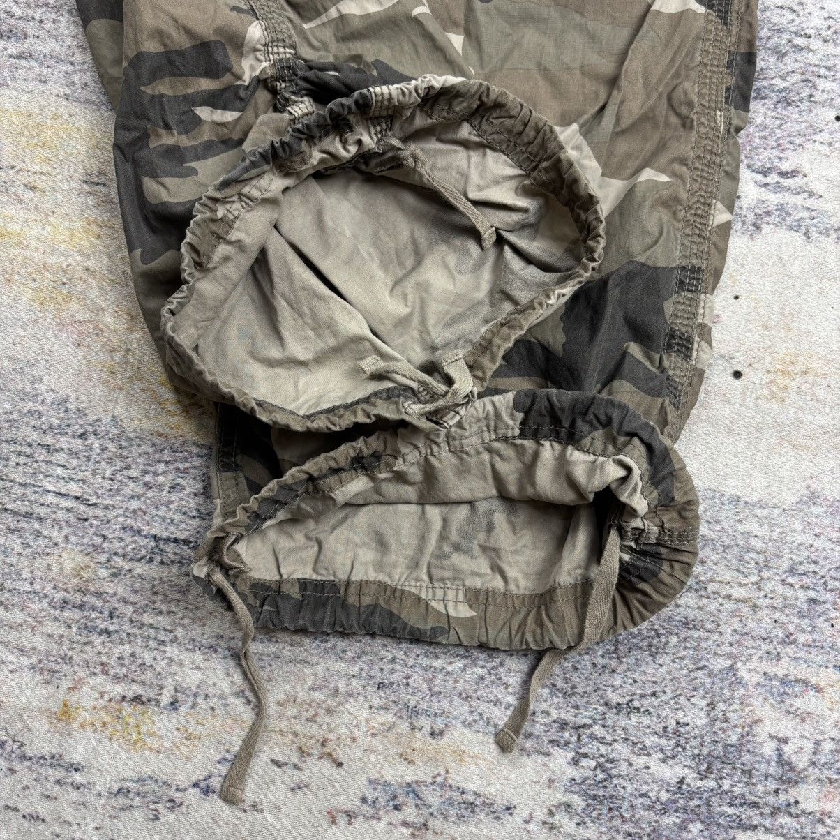 GOA Goa camouflage multi pocket flared cargo pants vkei style Size US 32 / EU 48 - 7 Thumbnail