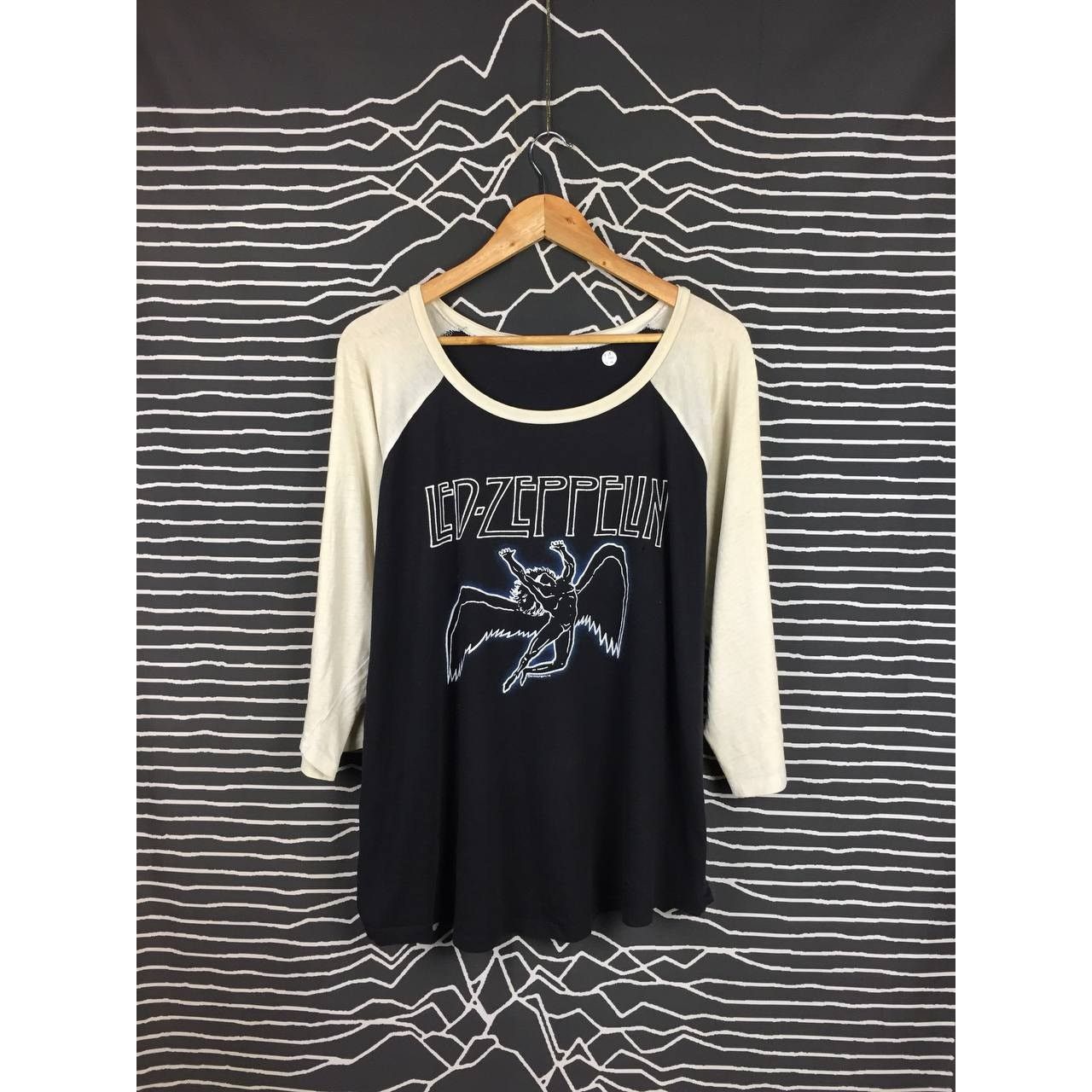 Band Tees × Led Zeppelin Led Zeppelin English Rock Band Raglan Tee Size US XXL / EU 58 / 5 - 2 Thumbnail