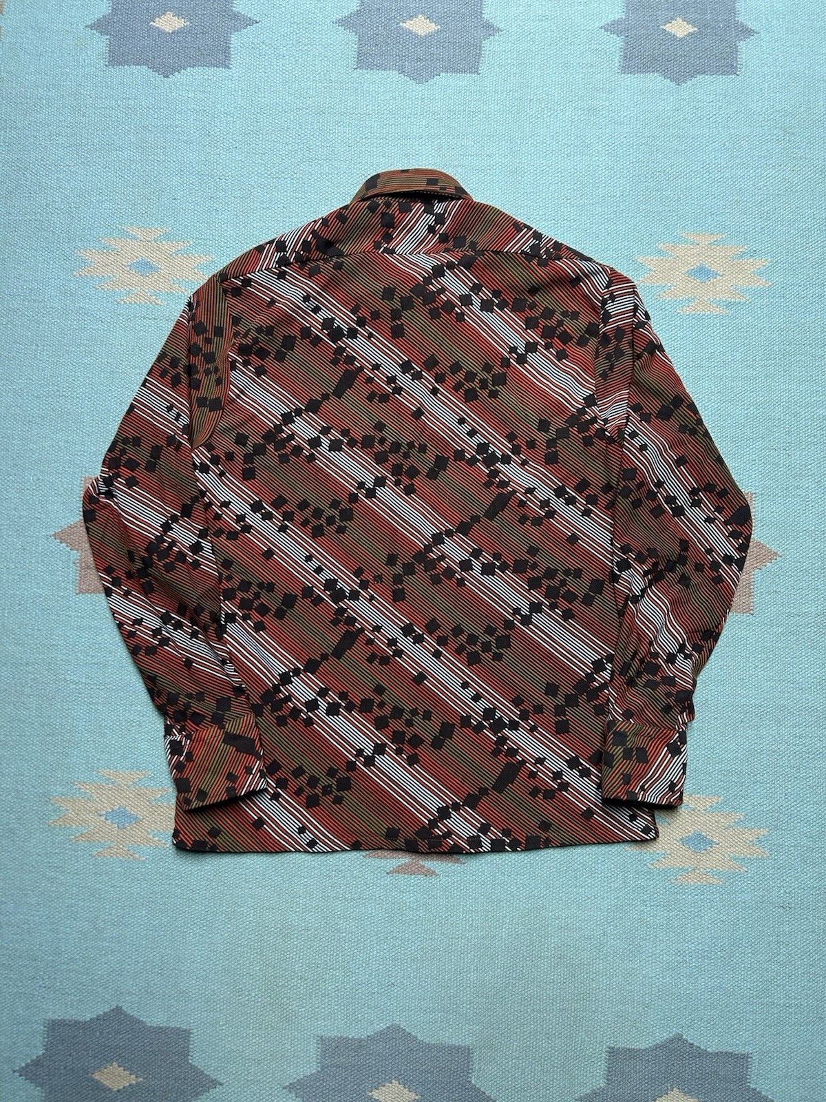 Vintage 70s button shirt polyester dagger collar abstract mod medium Size US M / EU 48-50 / 2 - 5 Thumbnail