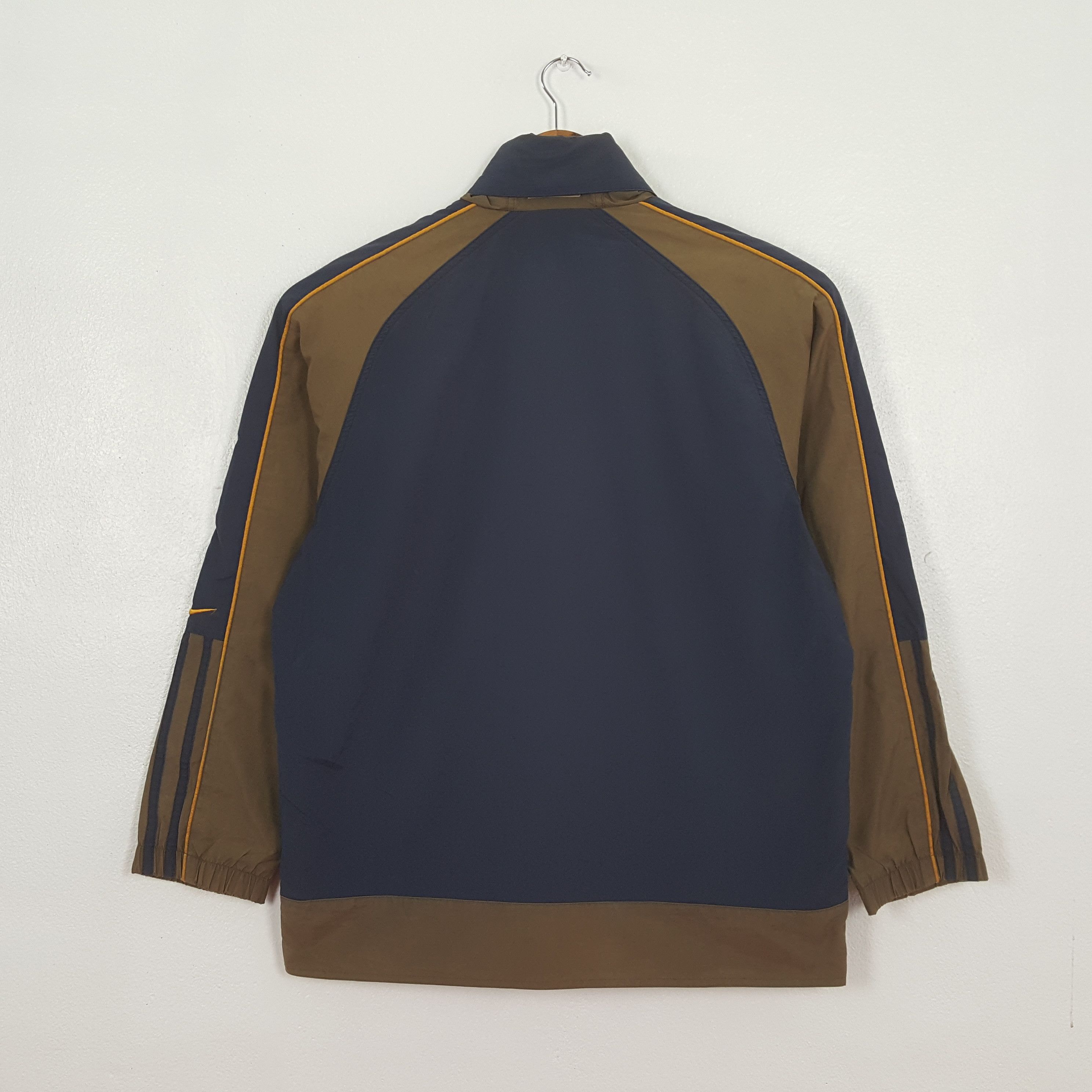 Nike Vintage Nike Sportswear Style Jacket C325N25 Size US M / EU 48-50 / 2 - 3 Thumbnail