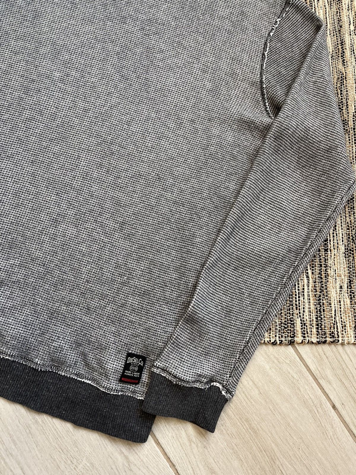 Diesel × Vintage Vintage Diesel Sweater Grey avantgarde luxury minimalistic Size US S / EU 44-46 / 1 - 4 Thumbnail