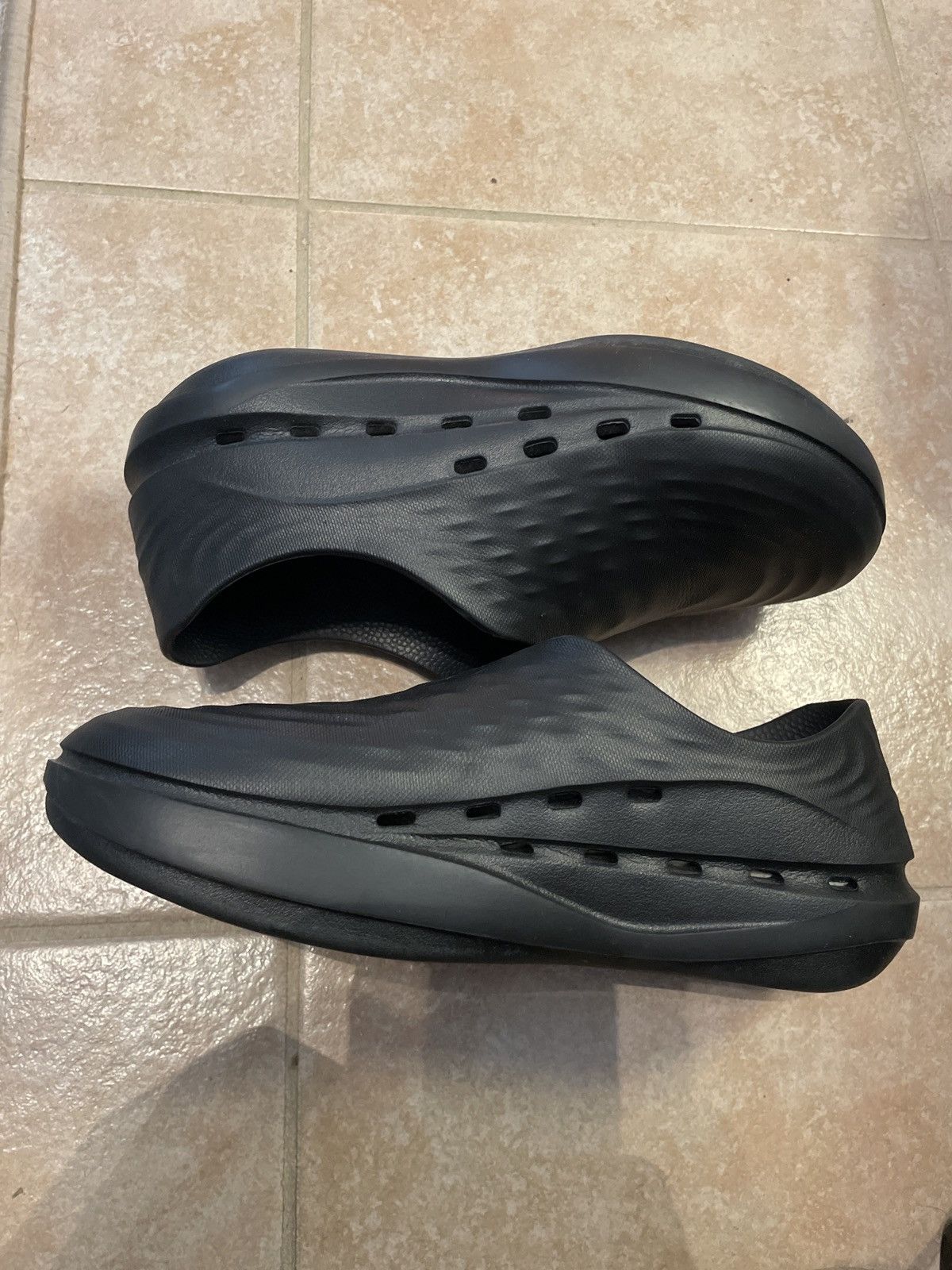 Other Stand+ non slip clogs size 6 mens size 8 womens Size US 6 / EU 39 - 1 Thumbnail