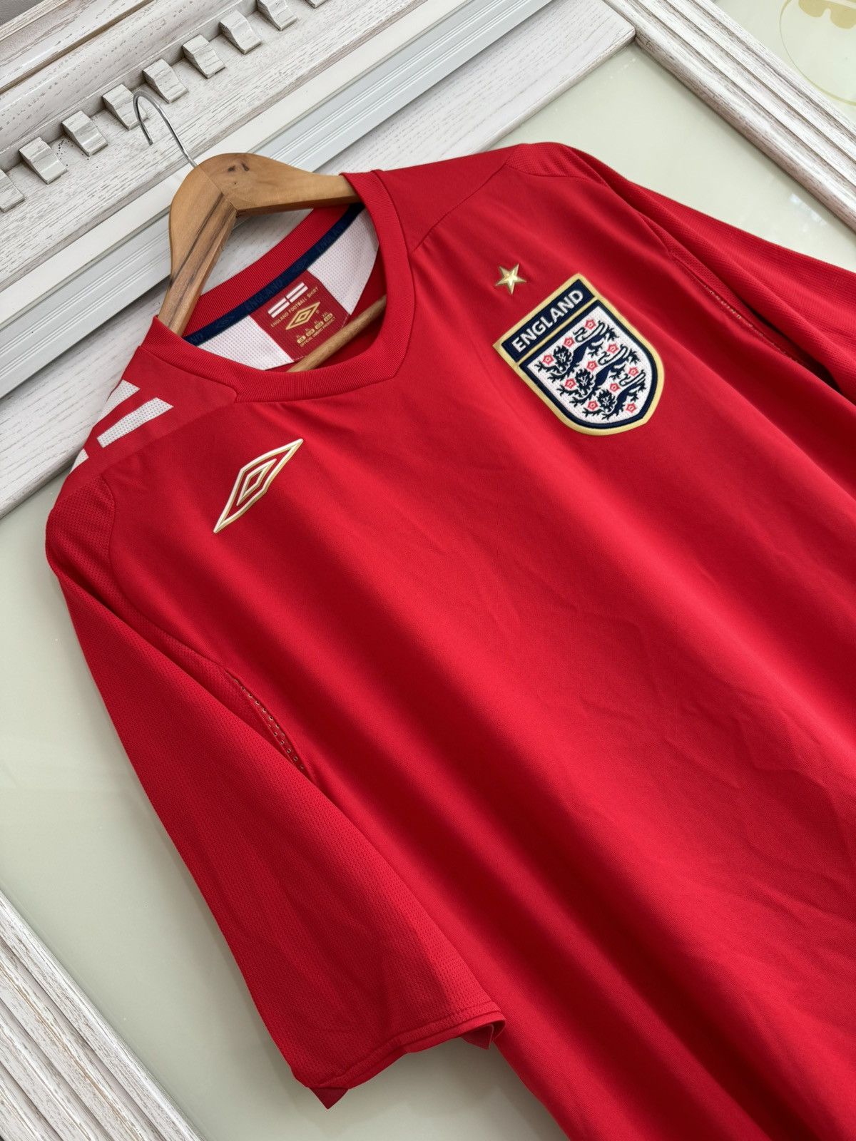 Umbro England 2006-2007 Away Soccer Jersey Football T-shirt Size US XL / EU 56 / 4 - 5 Thumbnail