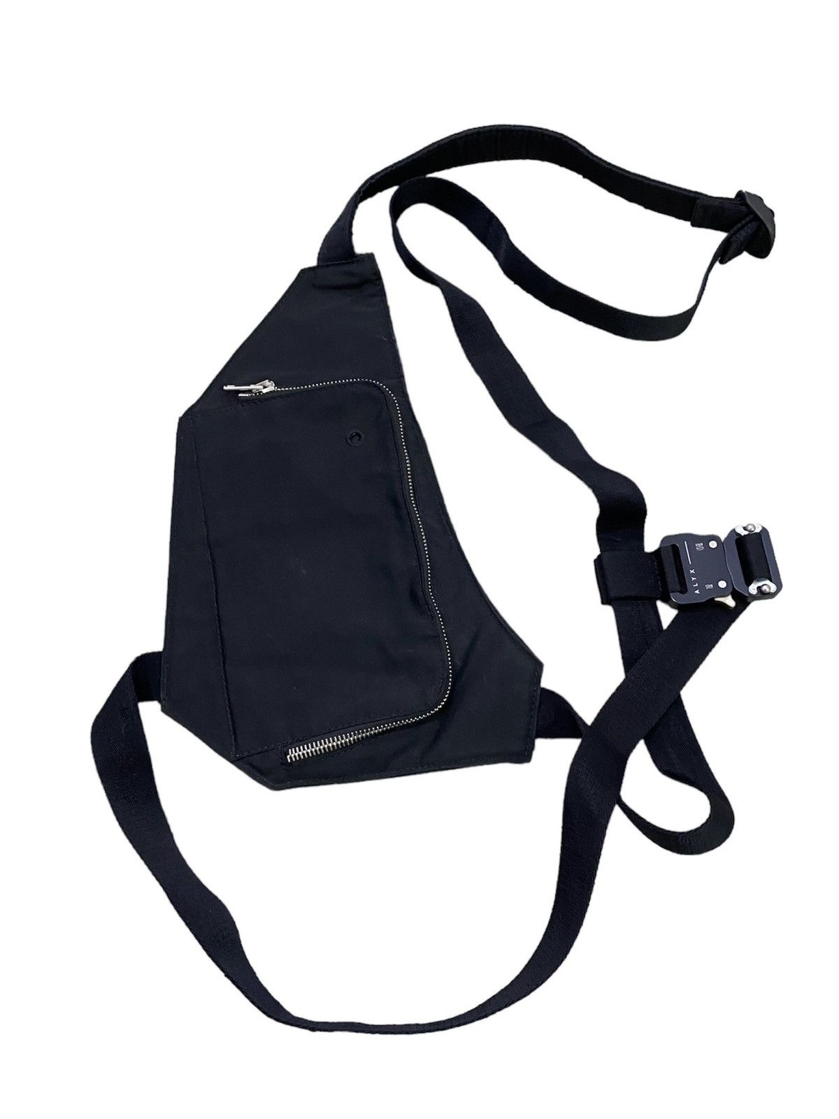 1017 ALYX 9SM Asymmetrical Flat Pouch