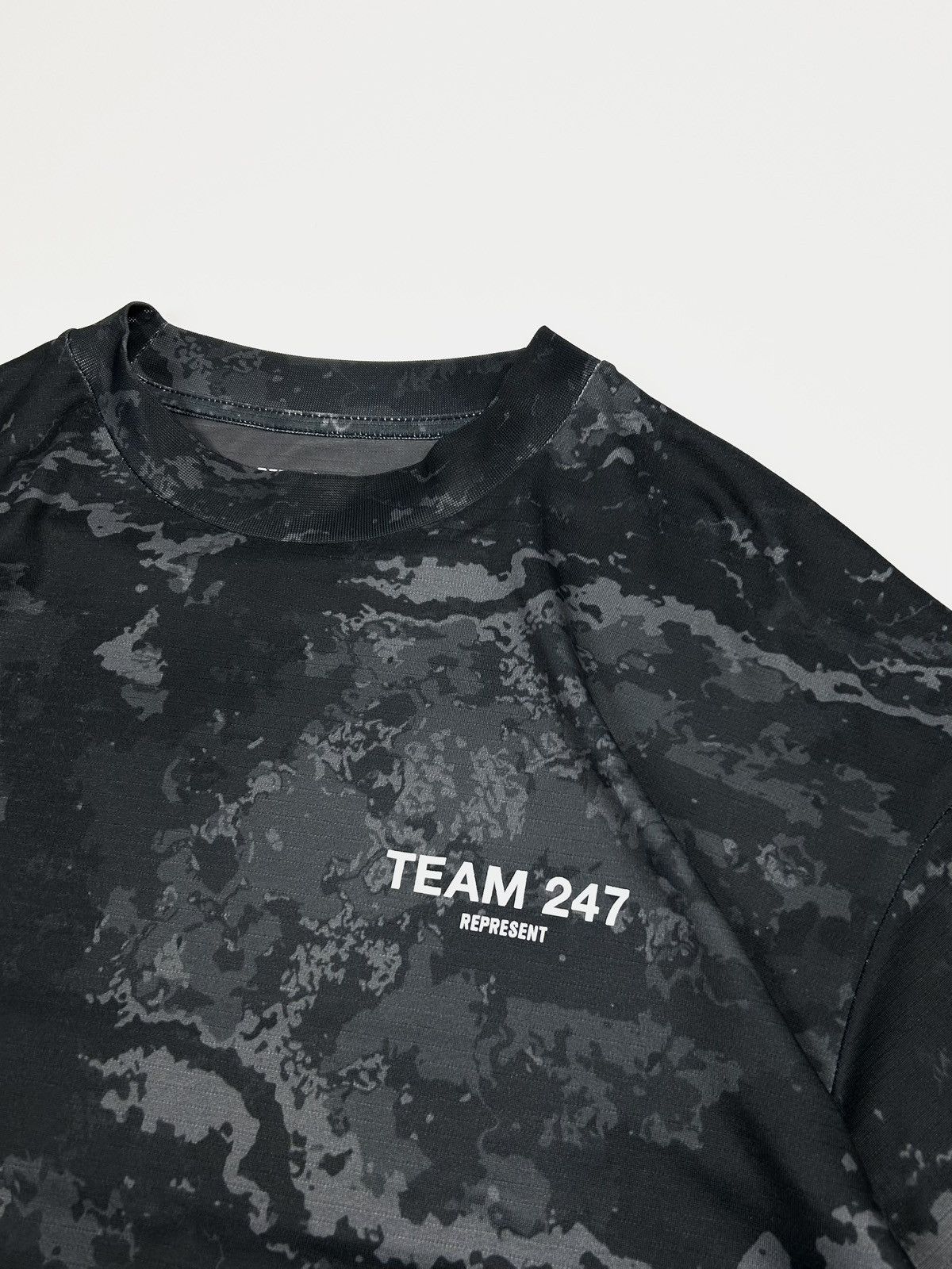 Represent Clo. Represent Team Camo T-Shirt Y2k Size US S / EU 44-46 / 1 - 8 Thumbnail