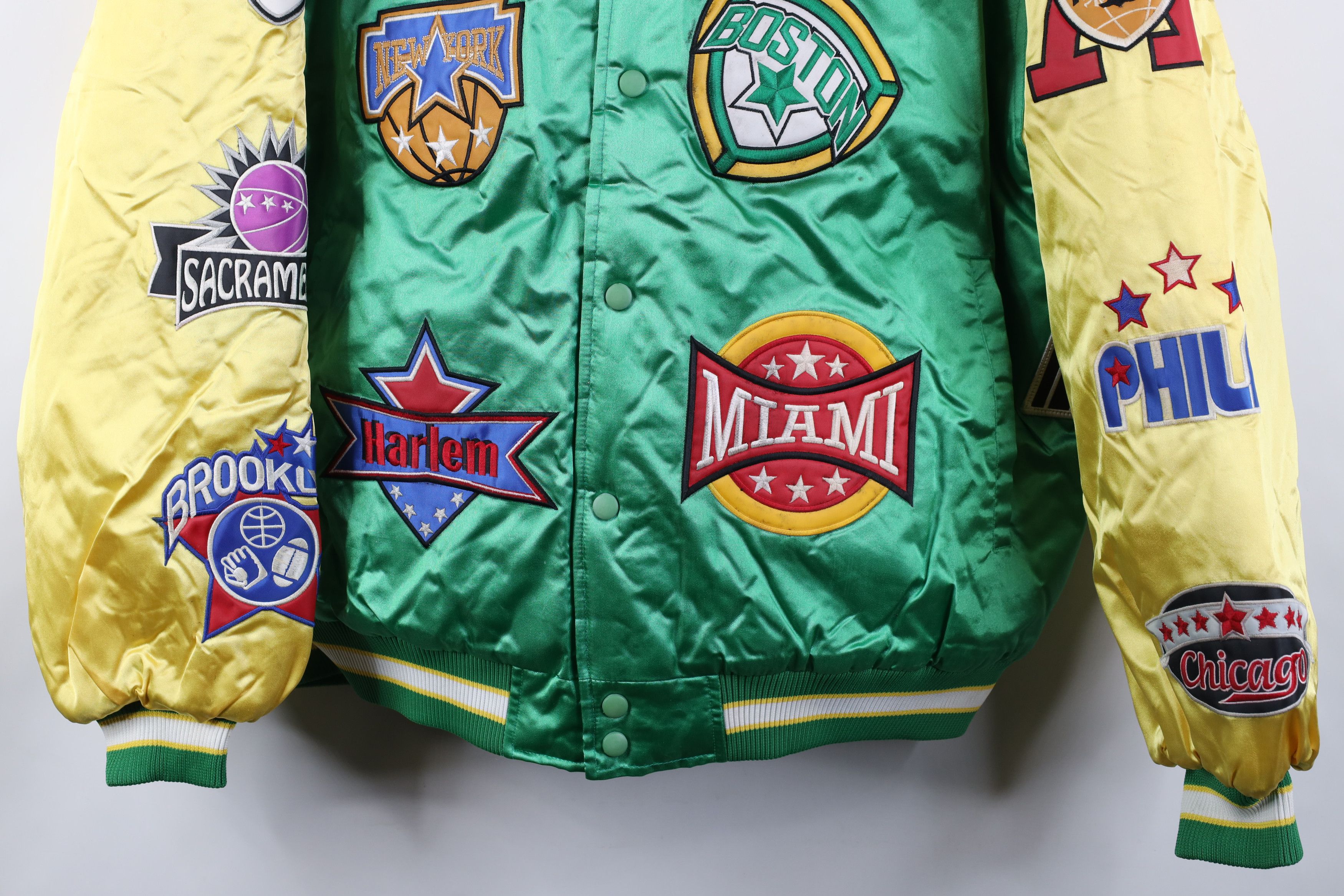 Vintage Deadstock Vintage 90s Quilted Satin Bomber Jacket Green Size US XL / EU 56 / 4 - 3 Thumbnail