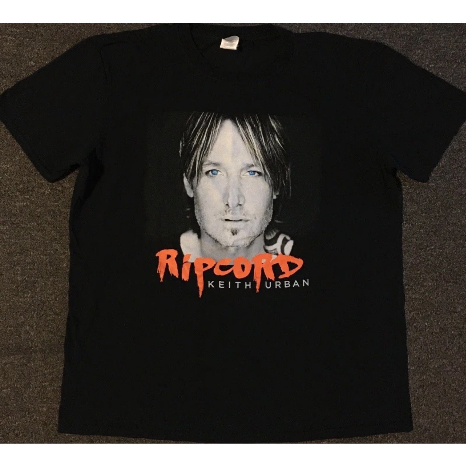 Vintage Keith Urban 2016 Tour Shirt M Tim McGraw Concert Jason Aldean Rock Grunge Y2K Shirt Mens Black Concert Vintage Band 70s 80s 90s Jeans? Size US M / EU 48-50 / 2 - 2 Thumbnail