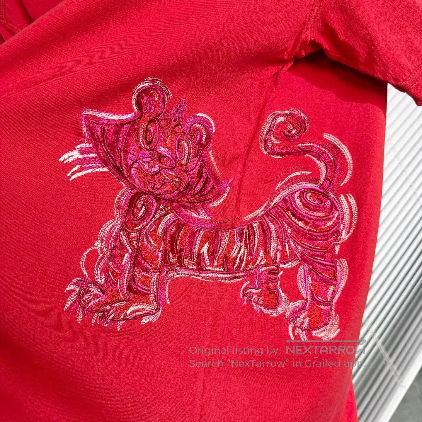 Dior Red Short Sleeve Embroidered Animal T. Size US S / EU 44-46 / 1 - 4 Thumbnail