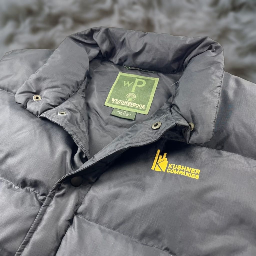 Weatherproof Weatherproof Jared Kushner x Trump Men's Puffer Vest XL Black Down Nylon Puffer Vest with Zipped Pockets Logo Mens Size US XL / EU 56 / 4 - 1 Thumbnail