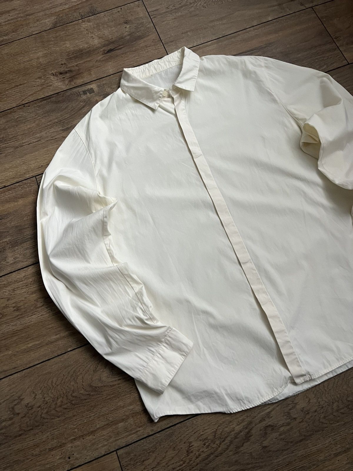 Prada Prada Red Tab White Shirt Size US XL / EU 56 / 4 - 2 Thumbnail