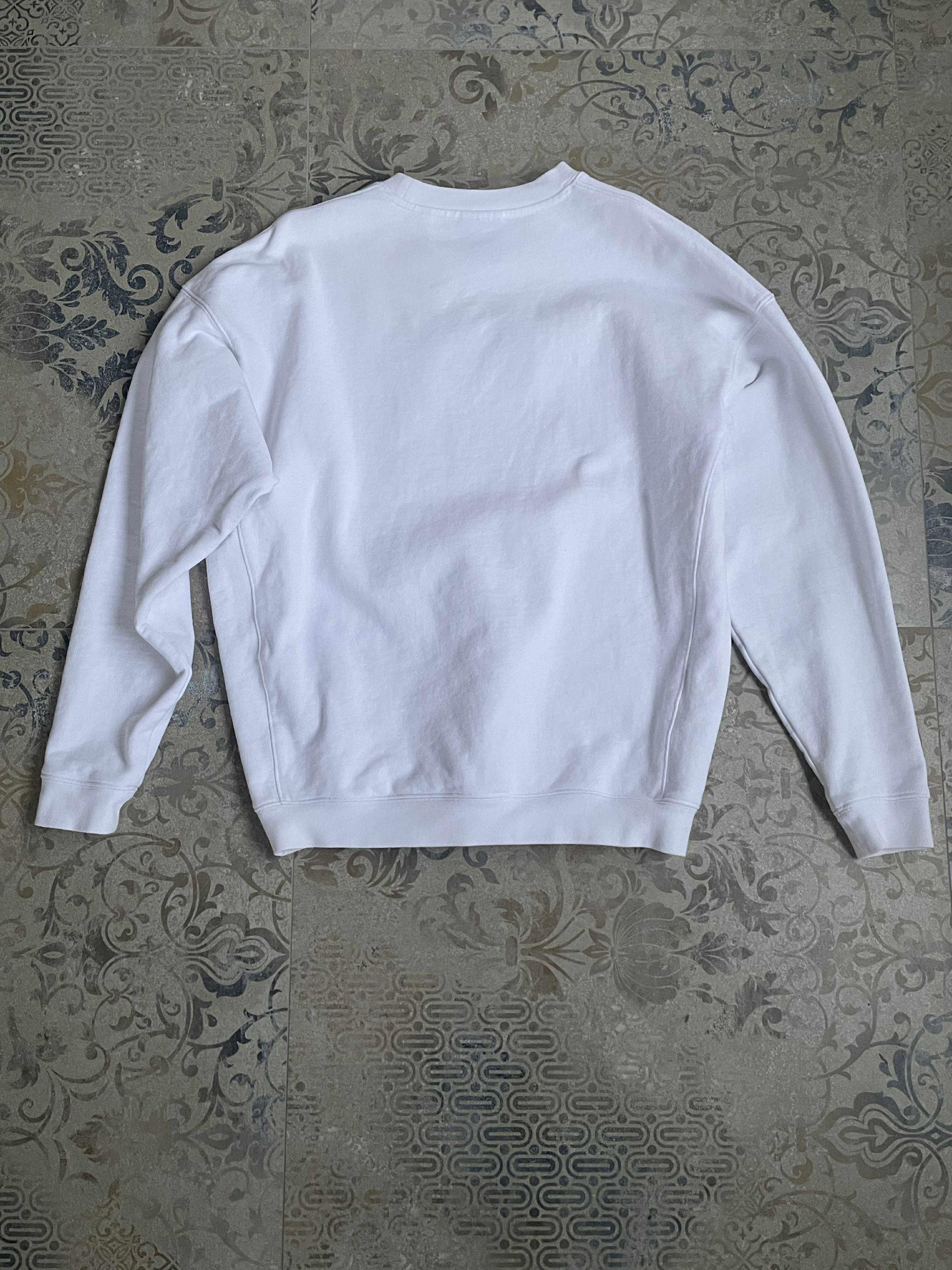 Kith Kith Paris Crewneck White Box Logo Size S Size US S / EU 44-46 / 1 - 7 Thumbnail
