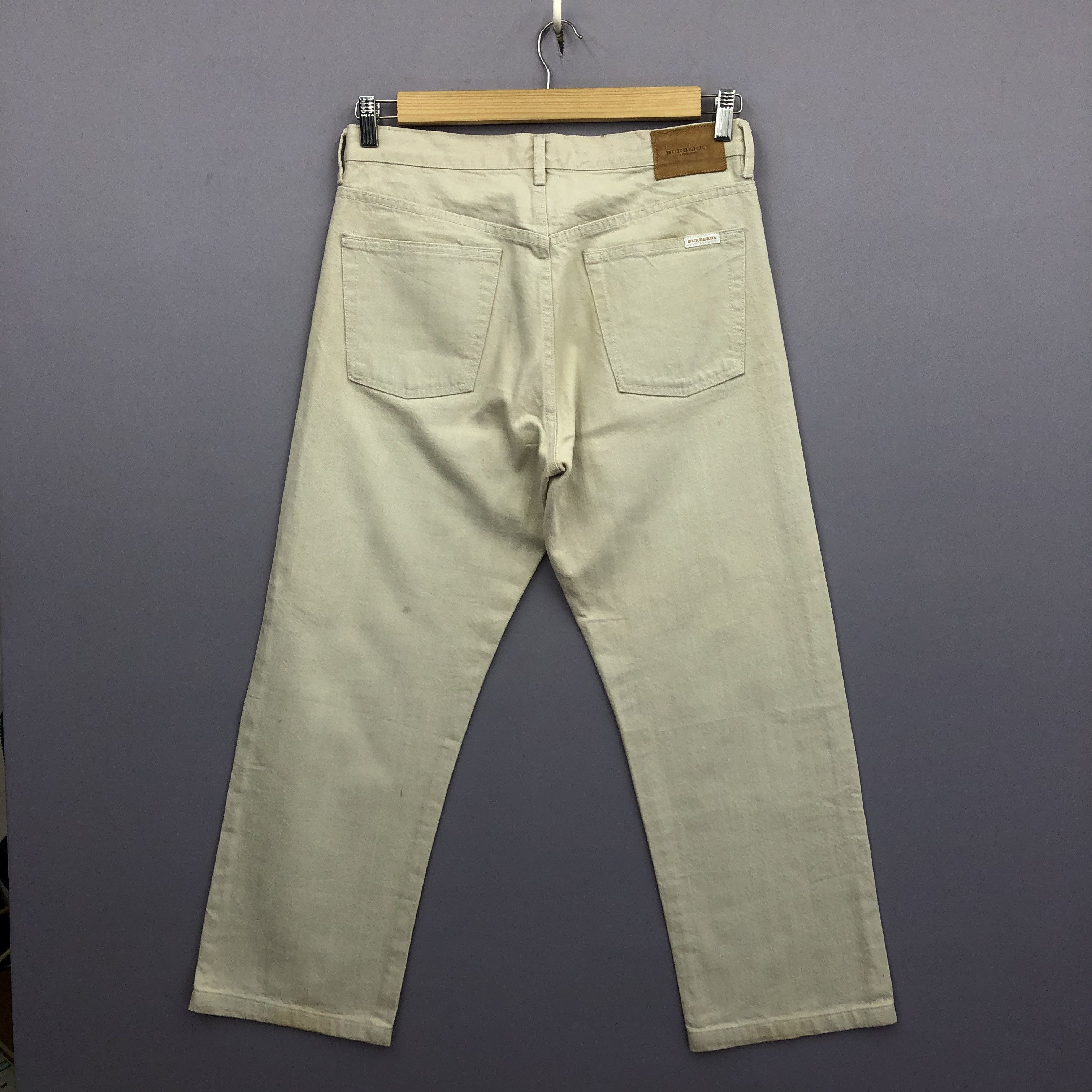 Burberry Vintage Burberry Jeans Burberry's Denim Pants Size US 32 / EU 48 - 2 Thumbnail