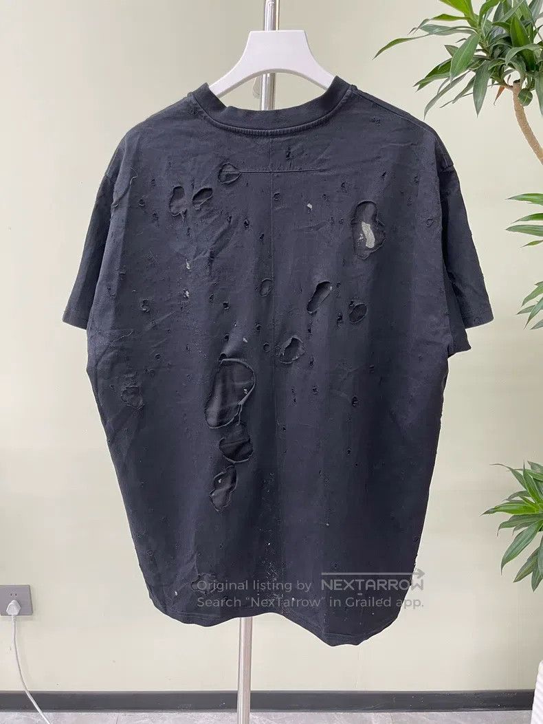 Givenchy Givenchy Lettering Print Ripped Short Sleeve Black Size US XS / EU 42 / 0 - 2 Thumbnail