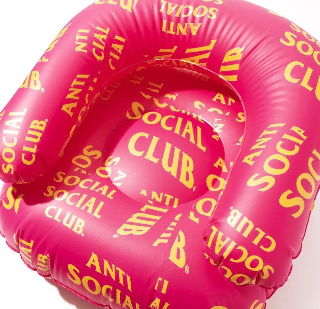 Anti Social Social Club Anti social social club ASSC Float Swimchair Pools Patios Size ONE SIZE - 2 Thumbnail