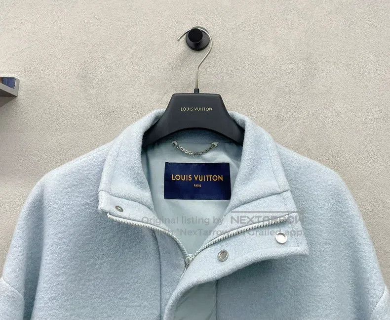 Louis Vuitton Louis Vuitton Blue paneled pullover sweatshirt Size US M / EU 48-50 / 2 - 6 Thumbnail