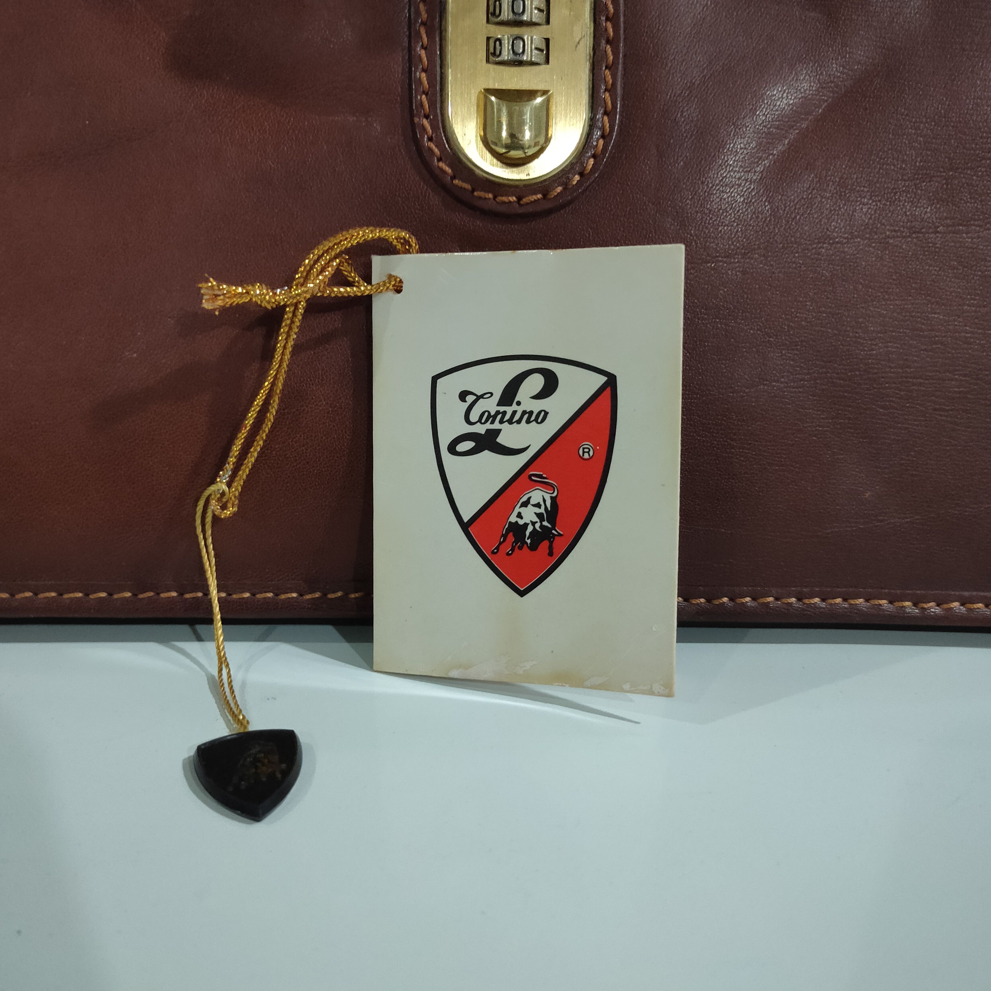 Tonino Lamborghini 🔥Vintage Tonino Lamborghini Genuine Leather Briefcase Bag Size ONE SIZE - 9 Thumbnail