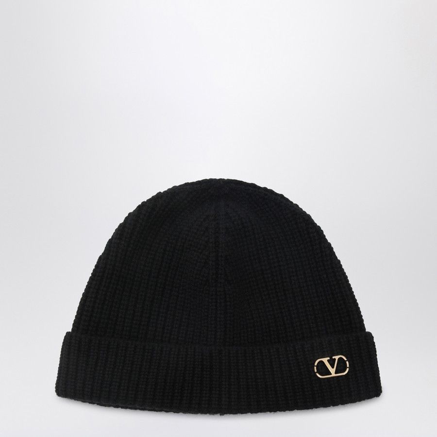 Valentino o1d2blof1025 Size:OS/ V Logo Signature Beanie / Hat in Black Size ONE SIZE - 1 Thumbnail