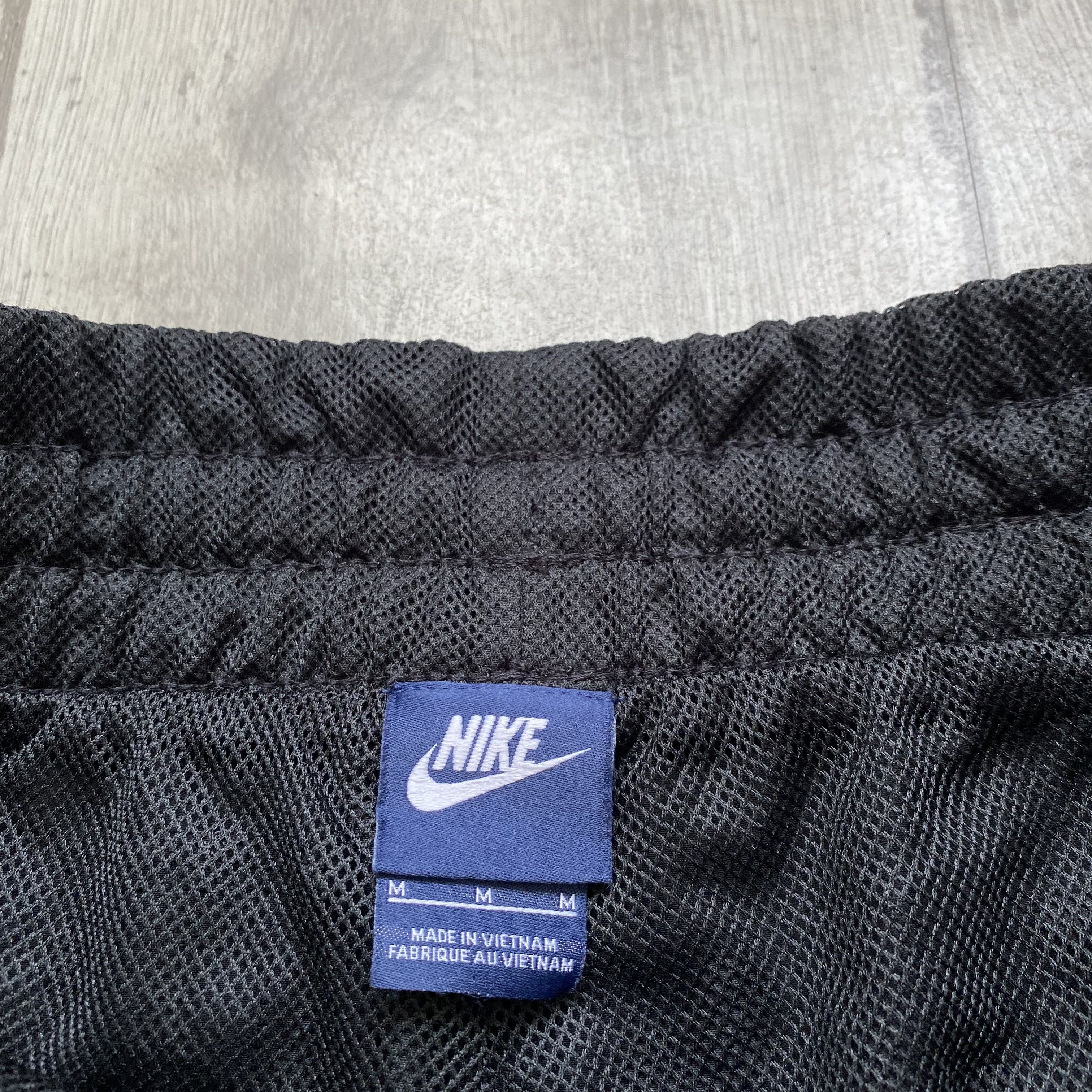 Nike Drill Nike nylon track pants Y2K Joggers Vintage style Size US 30 / EU 46 - 7 Thumbnail