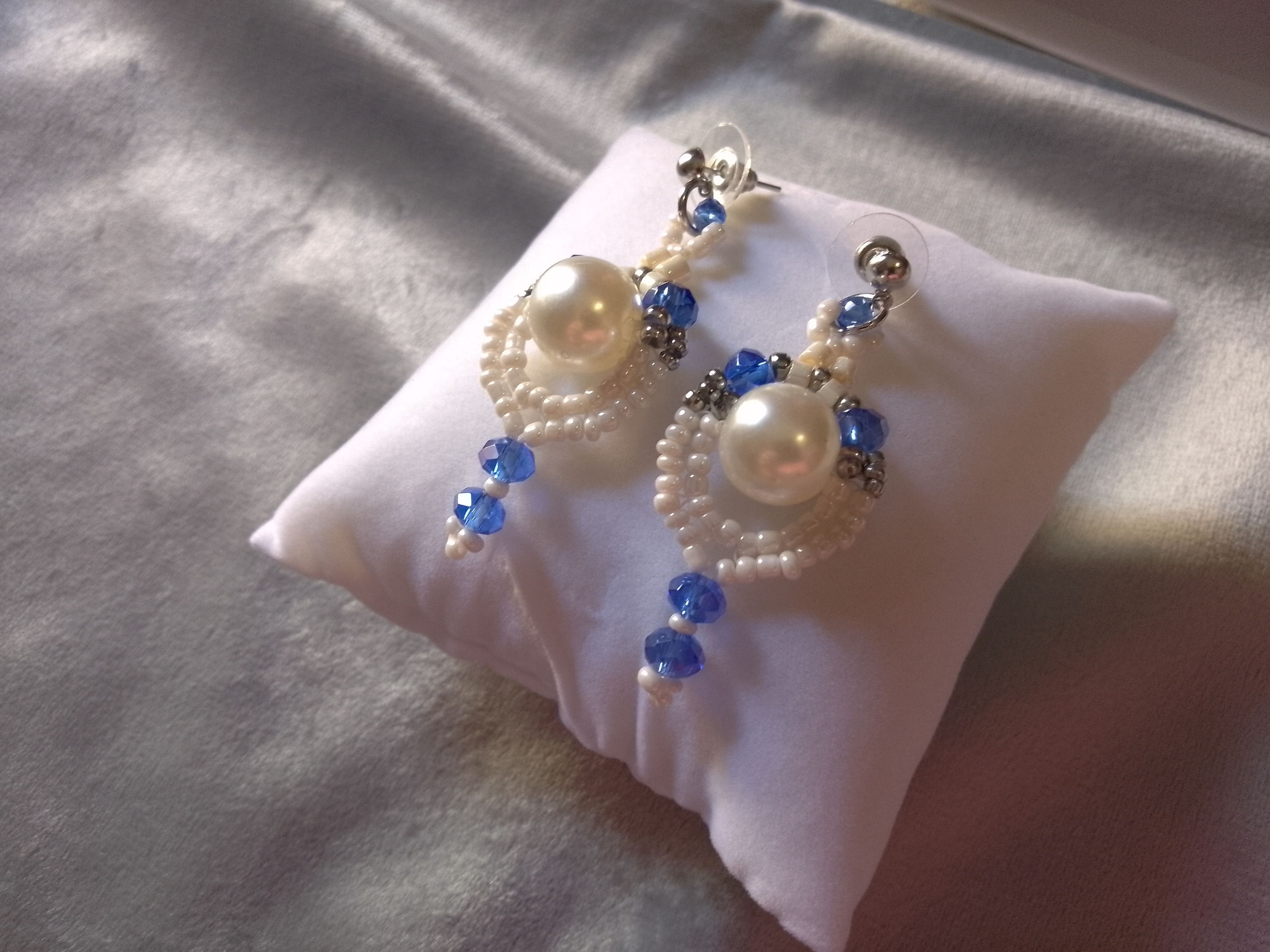 Handmade Earrings Ivory Pearl Blue Crystal Elegant Size ONE SIZE - 4 Thumbnail
