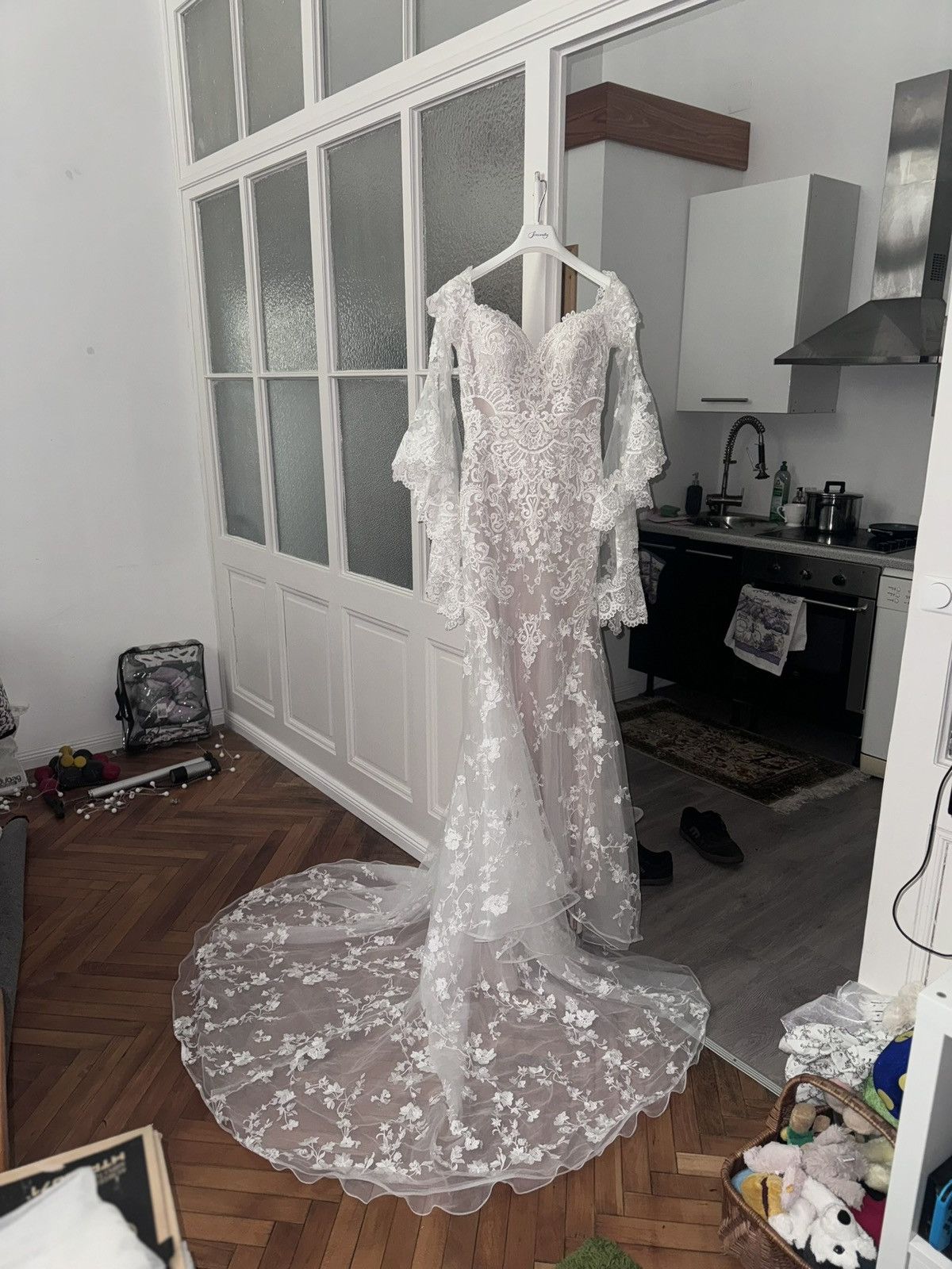 Other Wedding dress from Ronald Joyce Denita 69571 Size M / US 6-8 / IT 42-44 - 5 Thumbnail