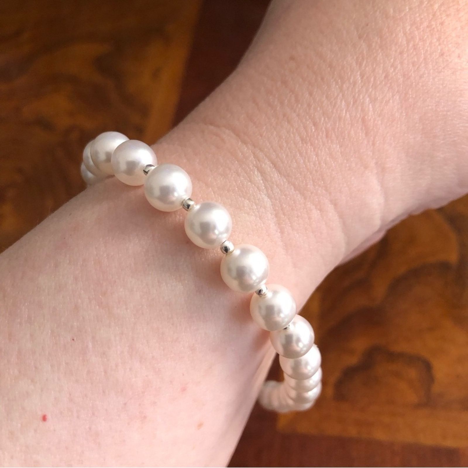Vintage Vintage repaired hollow glass white pearl bracelet Size ONE SIZE - 7 Thumbnail